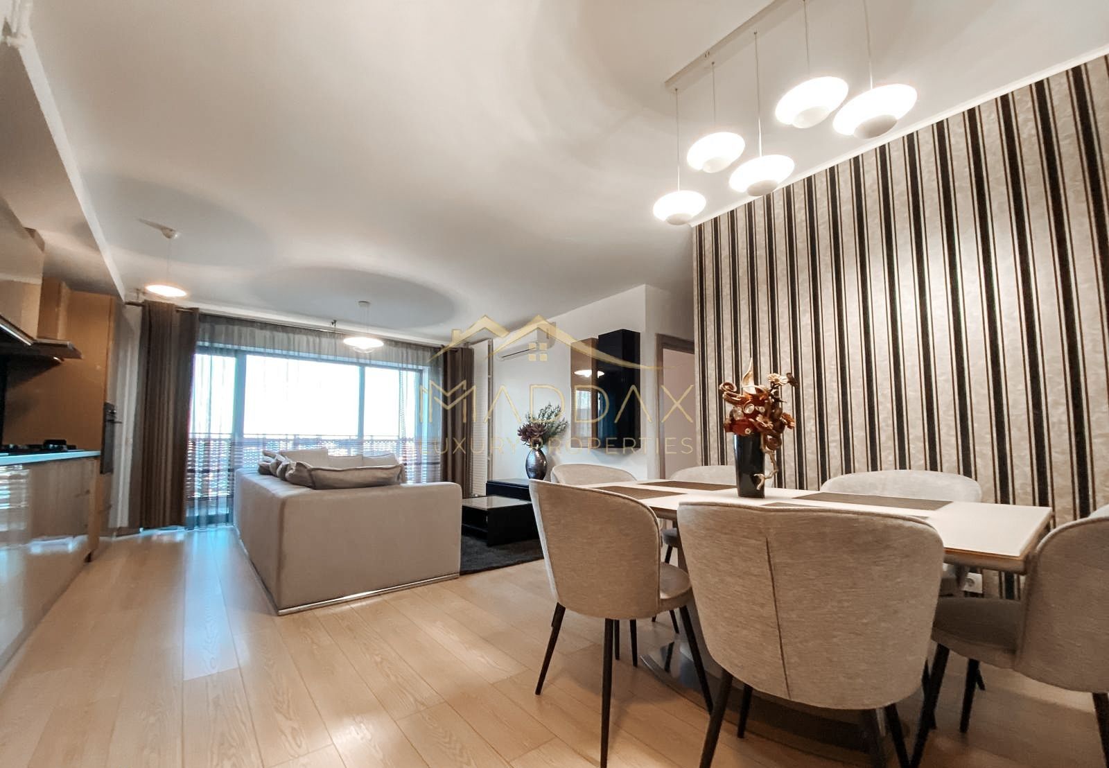 Apartament 3 camere premium, etaj 9 | Smart Home | Complex Metrocity | 1300€ — fotografia 3