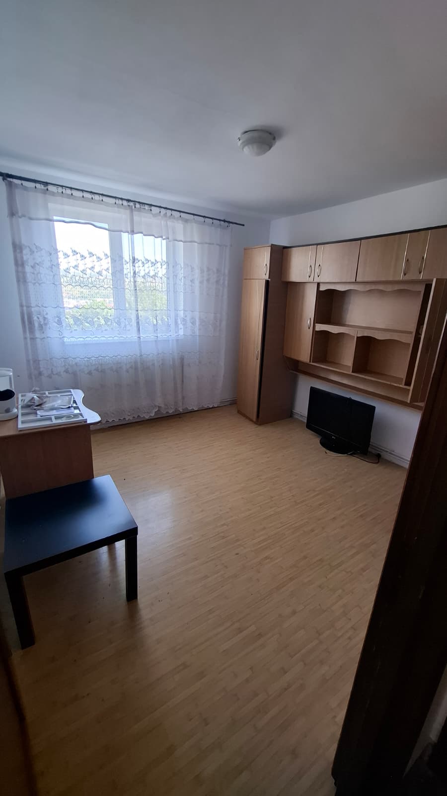 Apartament 3 camere, etaj intermediar, Sf. Vineri — fotografia 4