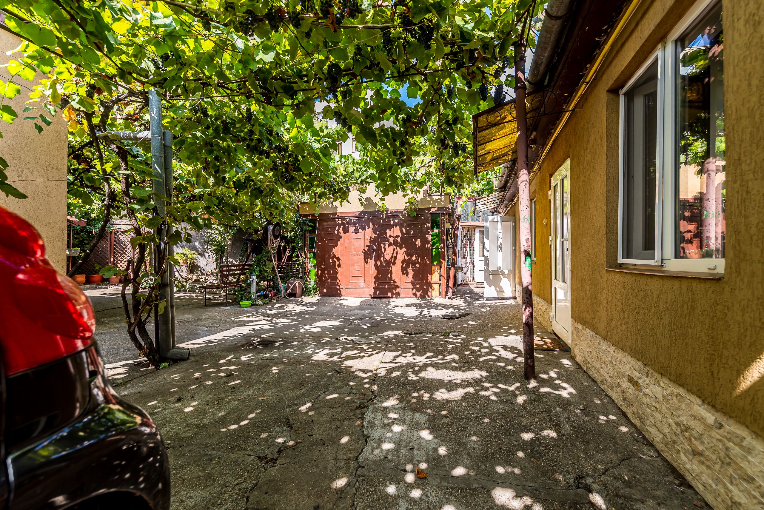 Casă în Vlaicu cu garaj și teren de 376 mp, Arad — fotografia 13
