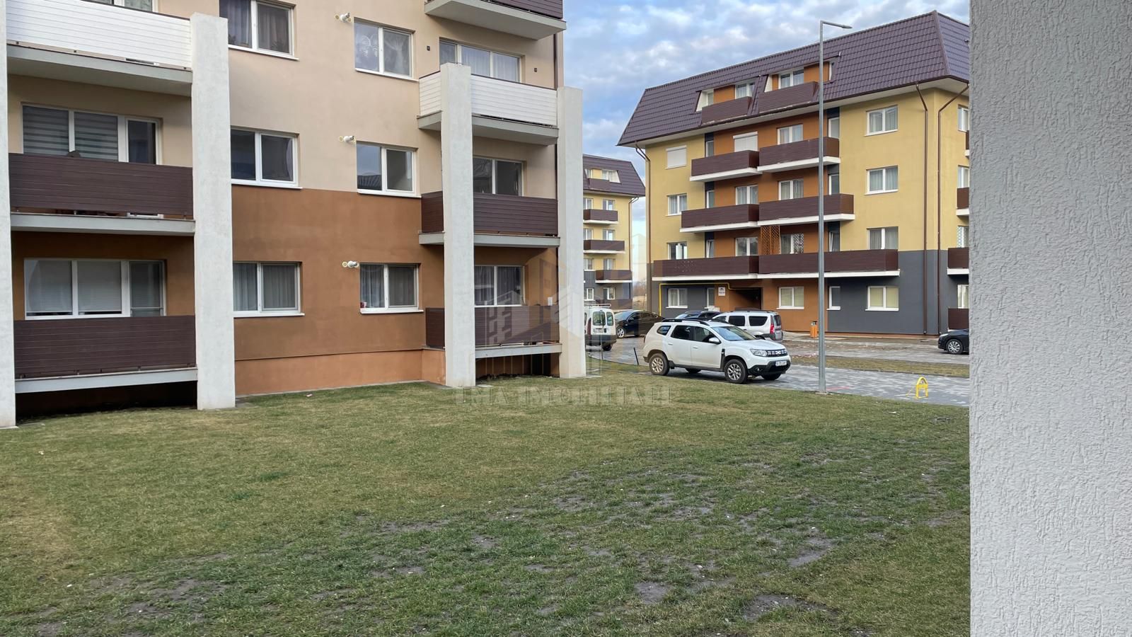 Garsoniera Sanpetru Brasov Subcetate city — fotografia 15