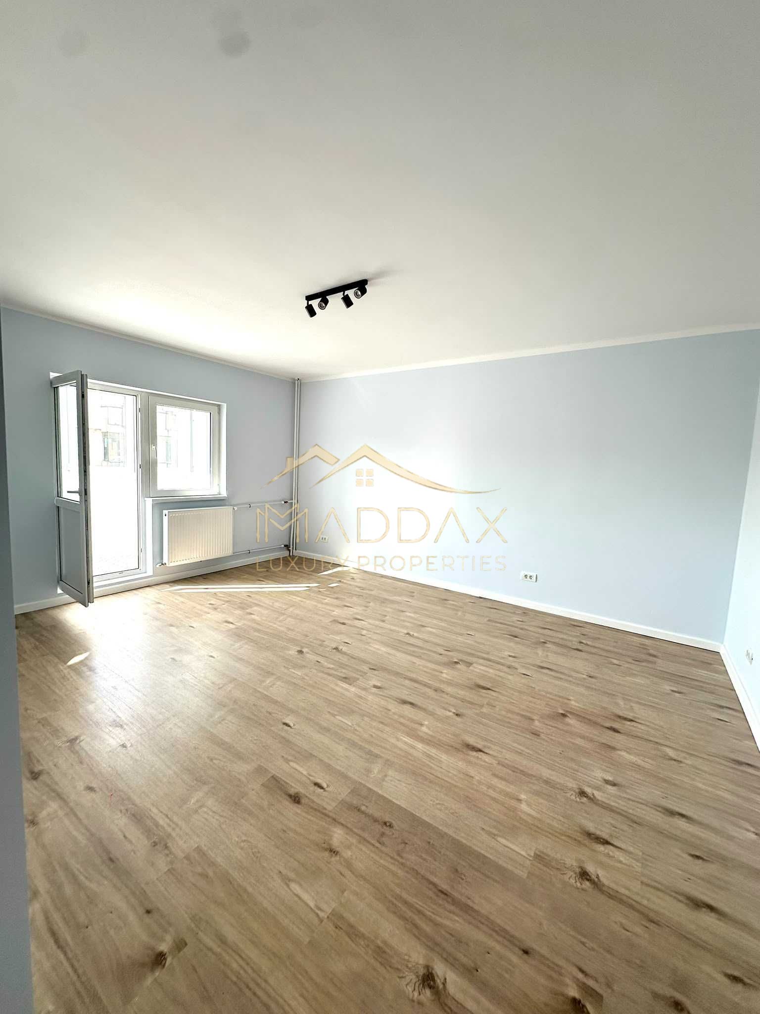 Apartament 2 camere decomandat | Parc Sebastian | Renovat complet 2024 | Parcare — fotografia 3