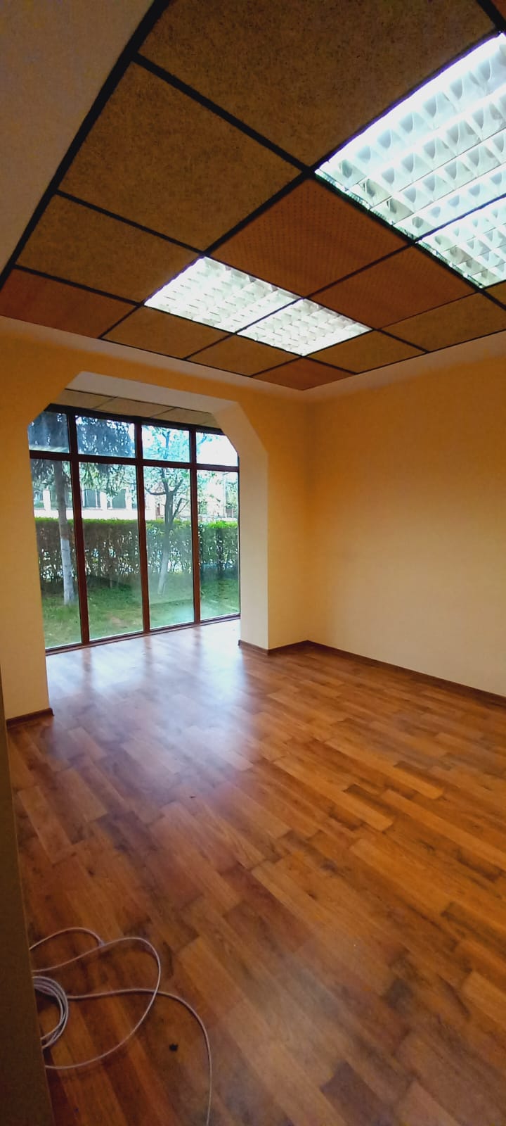 Spațiu comercial de inchiriat–ideal pentru activități diverse! Str. Gheorghe Doja