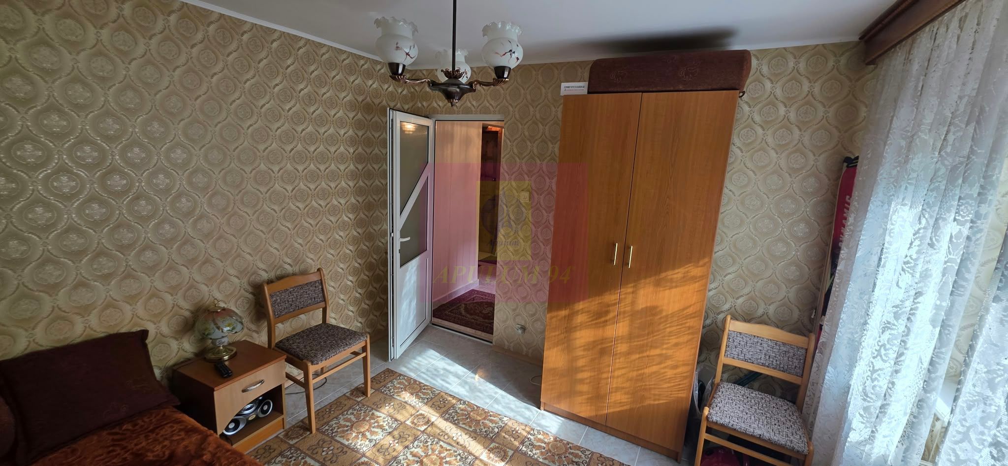 Apartament cu 2 camere de vânzare în Azuga – vedere spre munte — fotografia 5