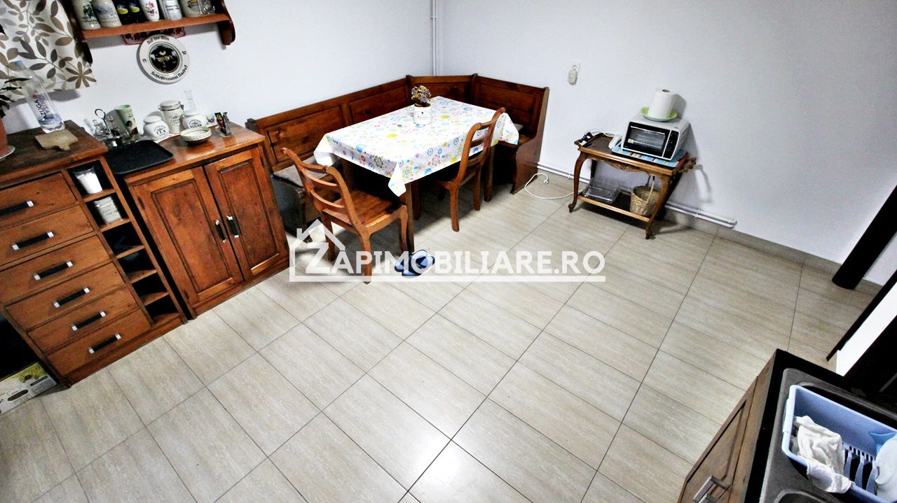 Cazare muncitori Casa 3 camere, 100 mp, 1.000 mp teren, — fotografia 12