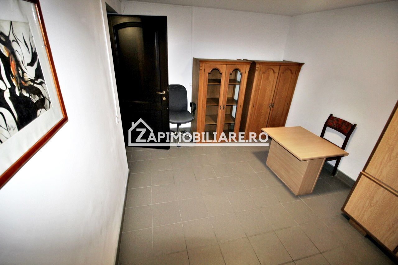 Cazare muncitori Casa 3 camere, 100 mp, 1.000 mp teren, — fotografia 7
