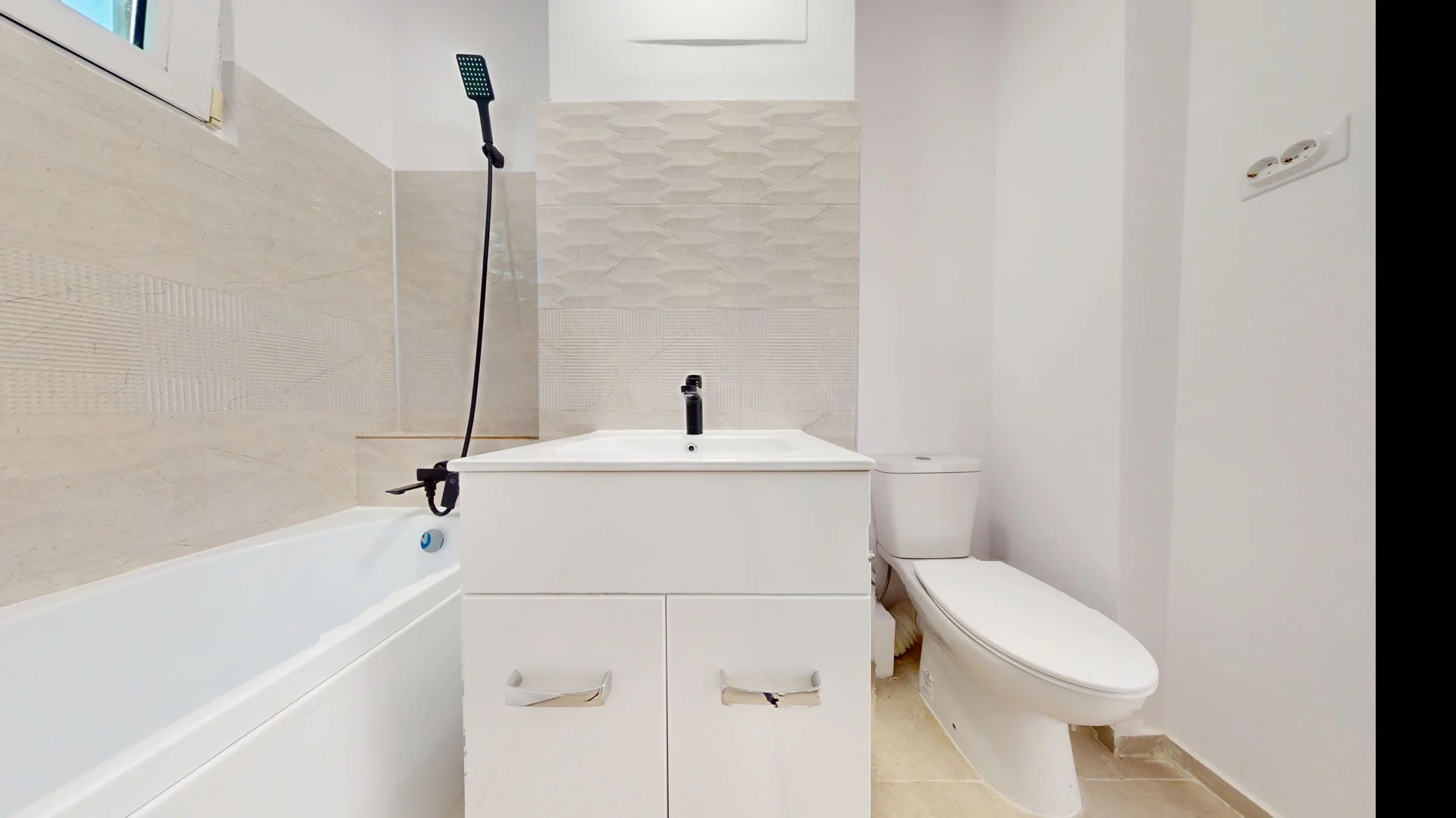 Apartament renovat,in zona faget-piata dacia — fotografia 12