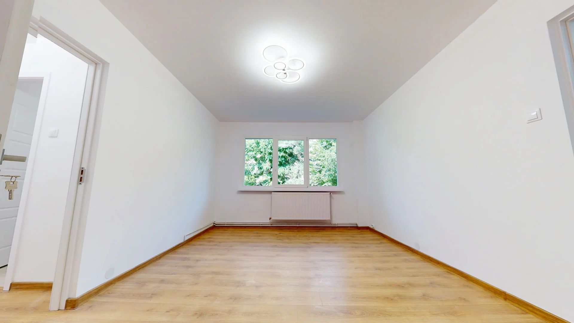 Apartament renovat,in zona faget-piata dacia — fotografia 5