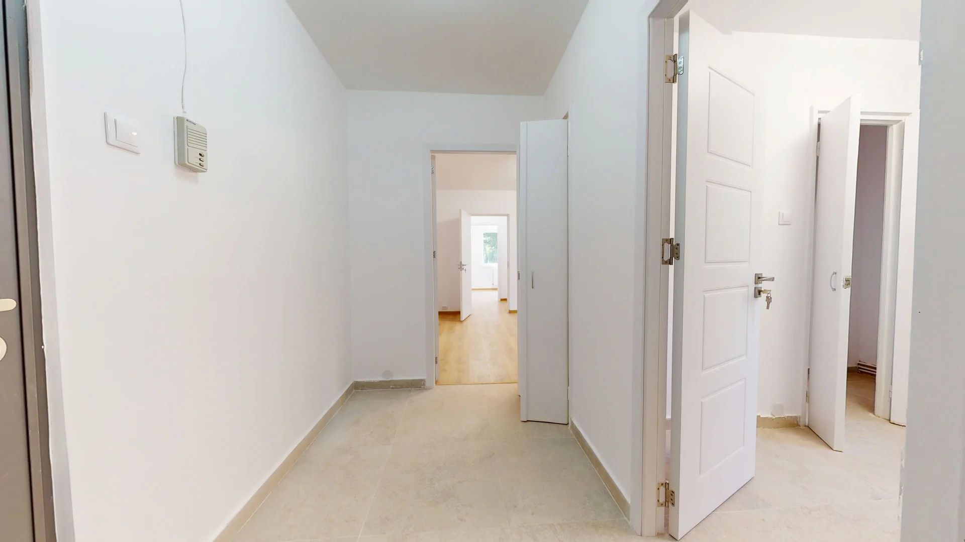 Apartament renovat,in zona faget-piata dacia — fotografia 6