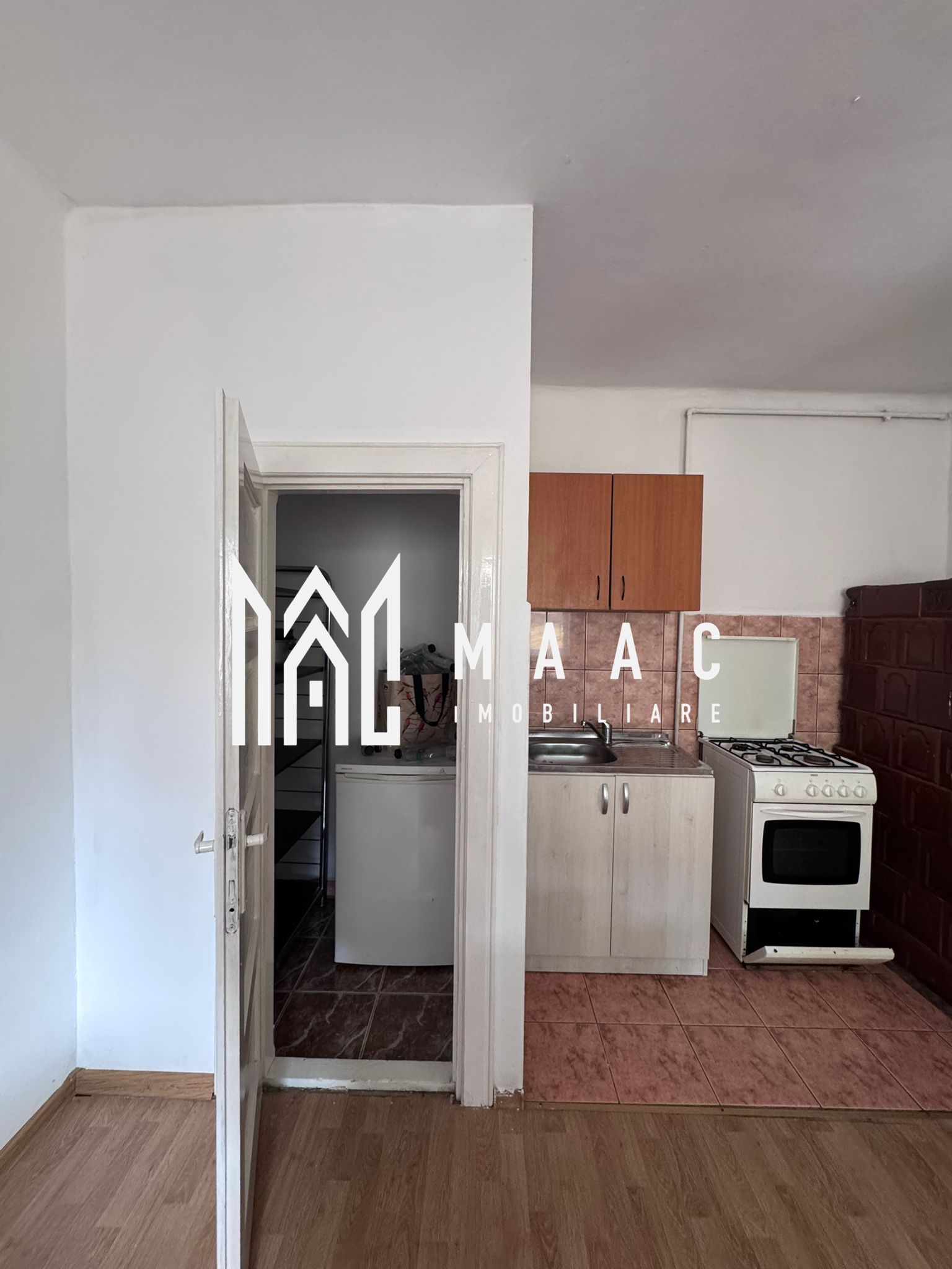 Casa individuala |  4 camere  | 2 corpuri | zona Turnisor — fotografia 5
