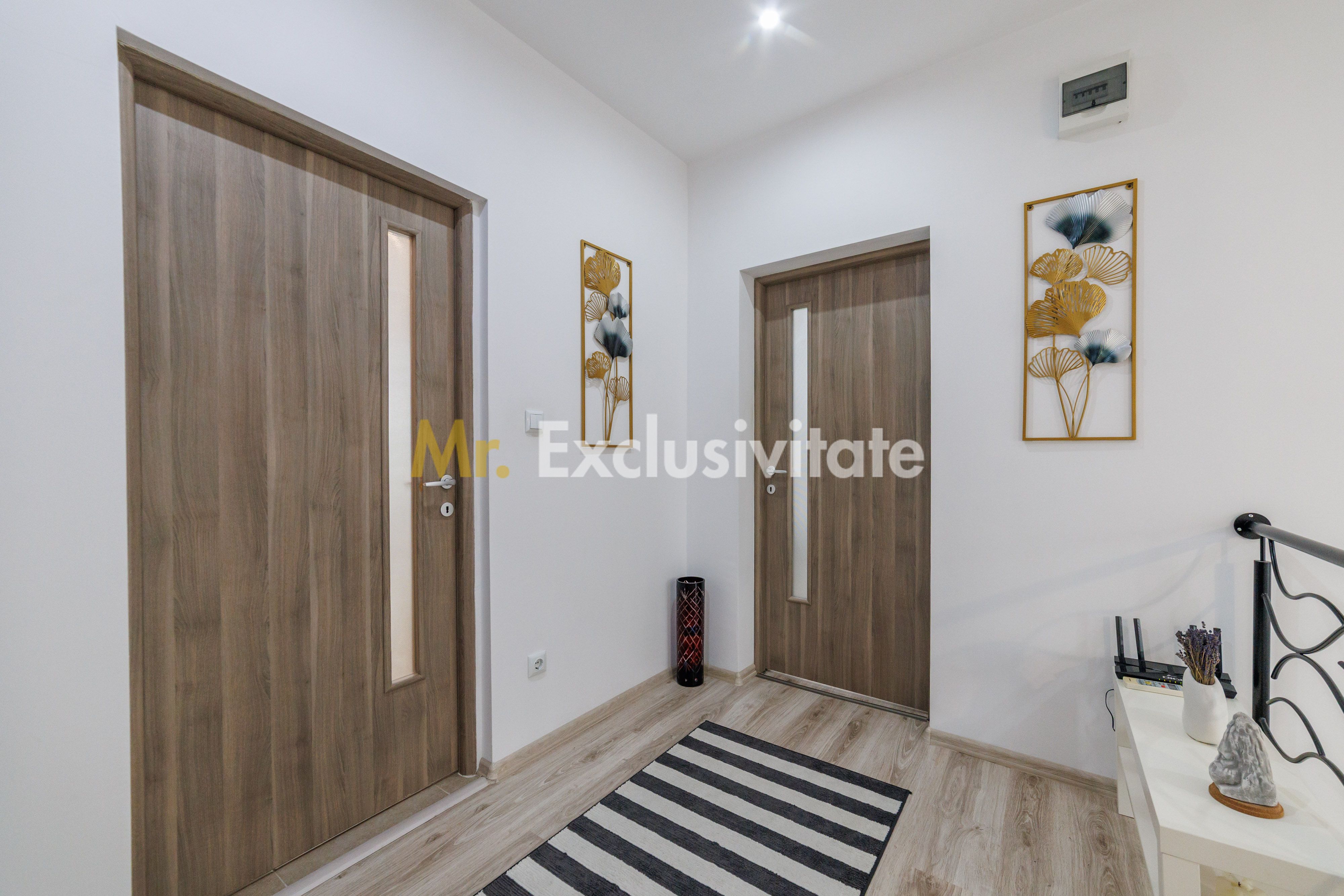 Casa moderna, constructie solida -view panoramic -Mioveni-Arges! — fotografia 18