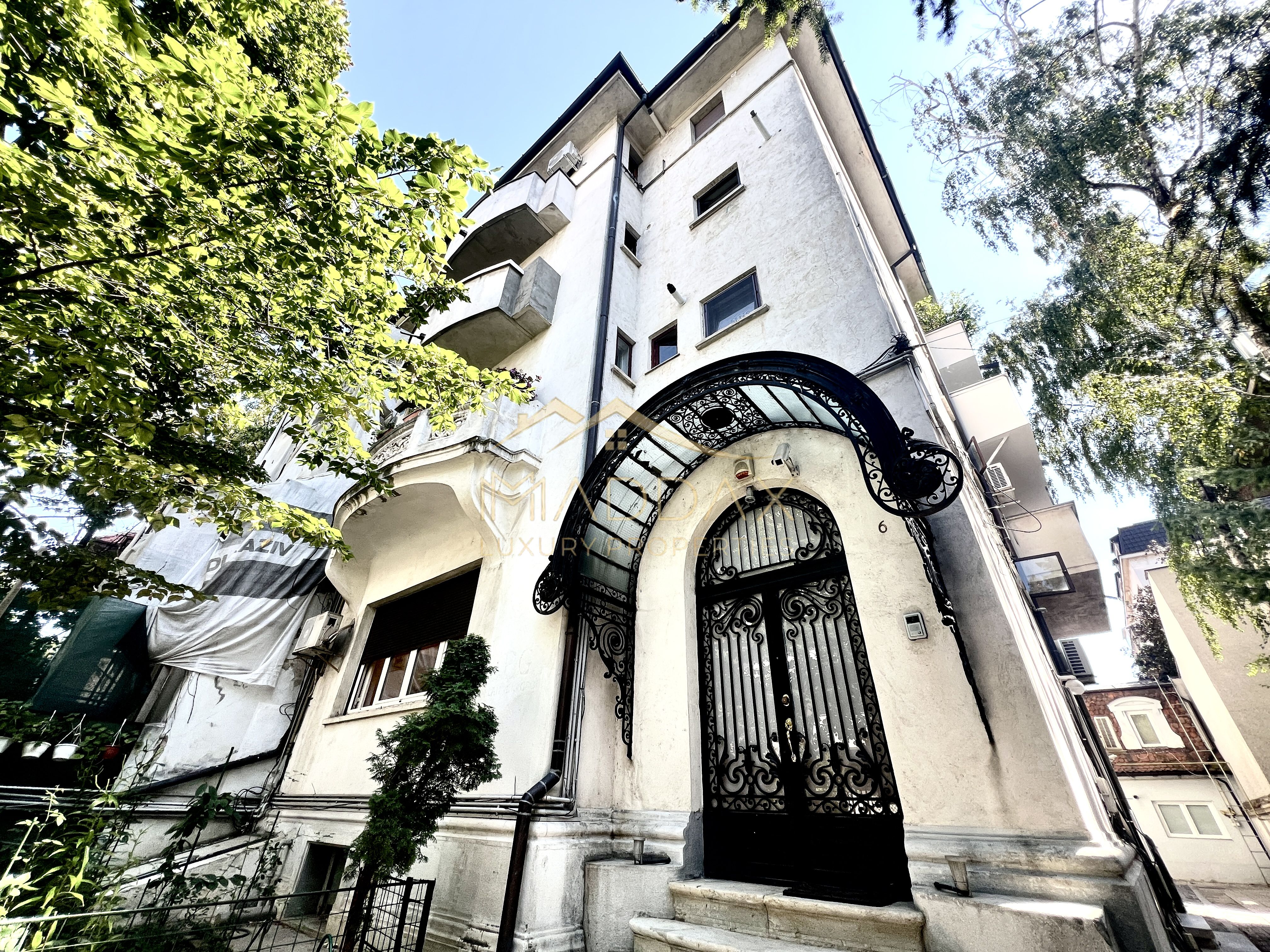 Apartament in Vila | Dorbanti - Capitale | De Vanzare | 1946