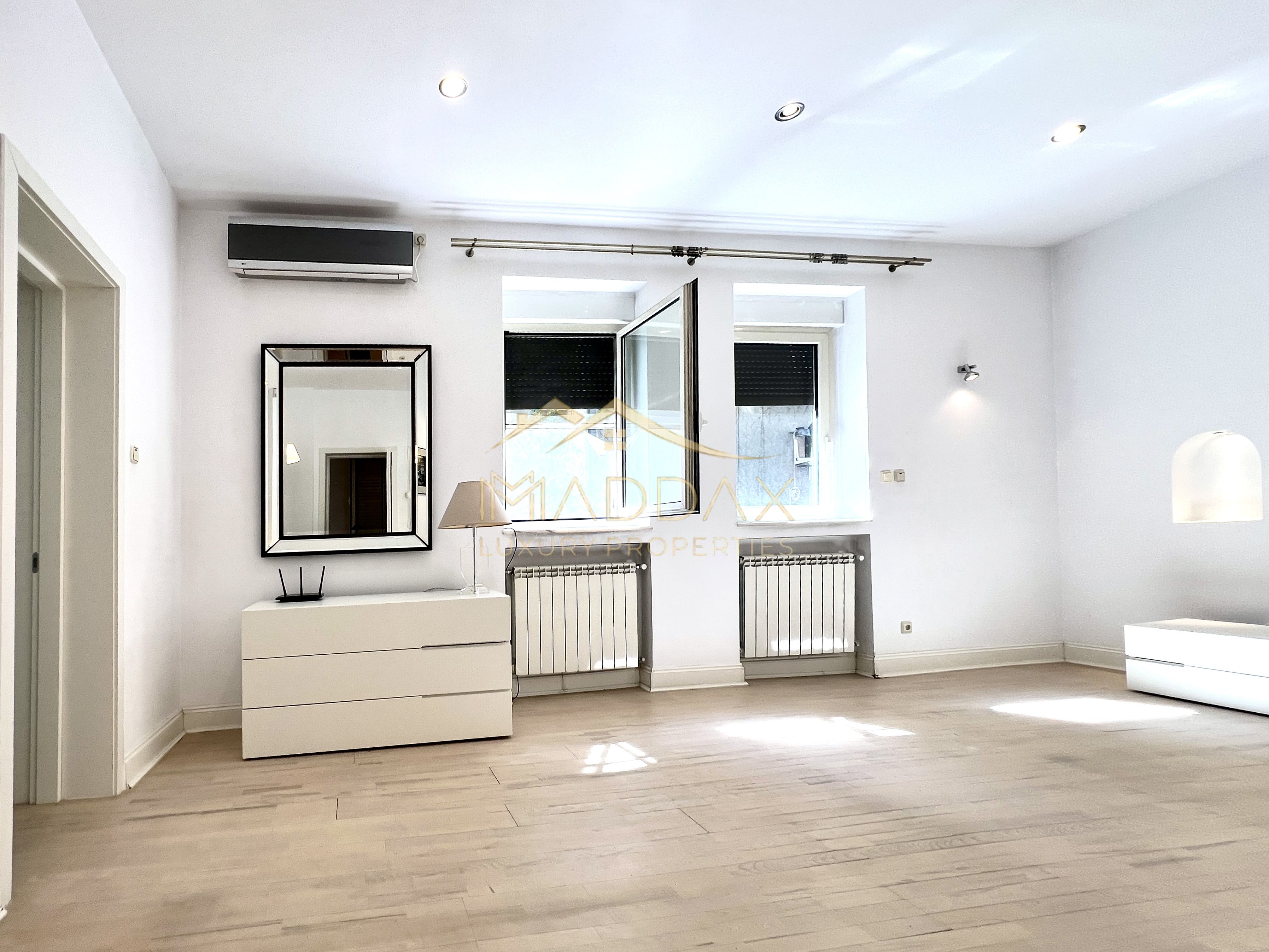 Apartament in Vila | Dorbanti - Capitale | De Vanzare | 1946 — fotografia 6