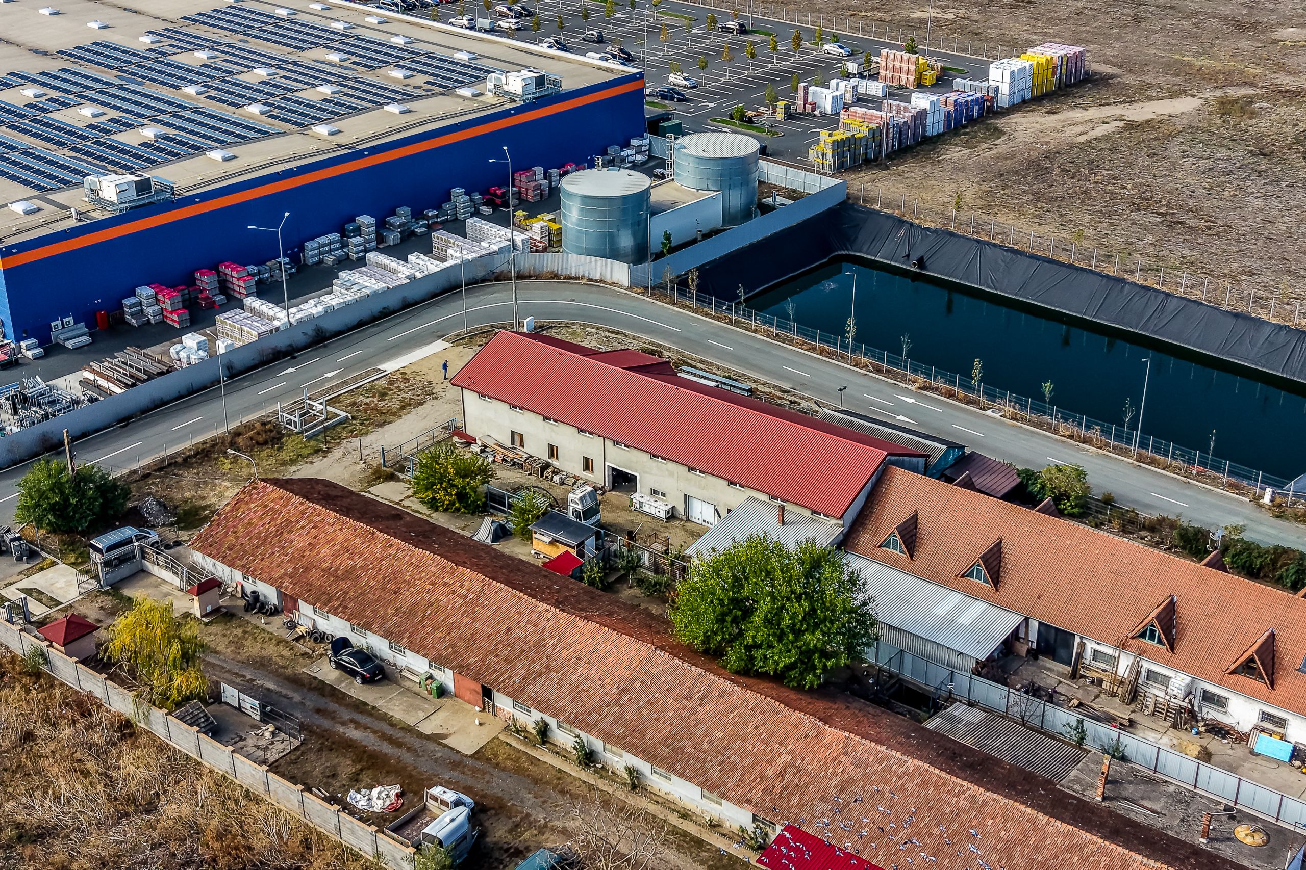 Hală industrială lângă DEDEMAN, teren 1337 mp si construcție de 814 mp — fotografia 4