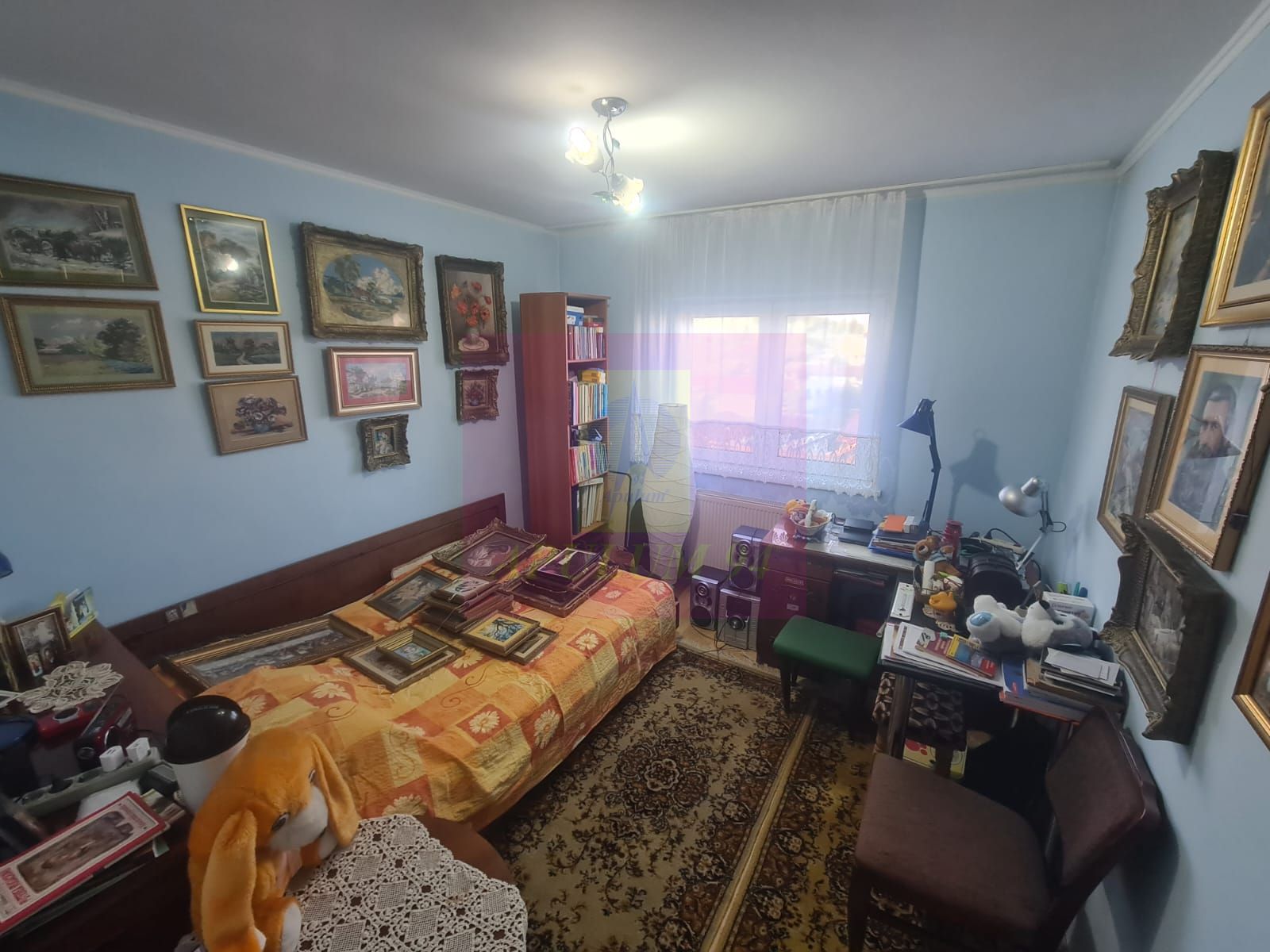 Apartament cu 3 camere de vanzare in Campina - Zona Centrala — fotografia 3