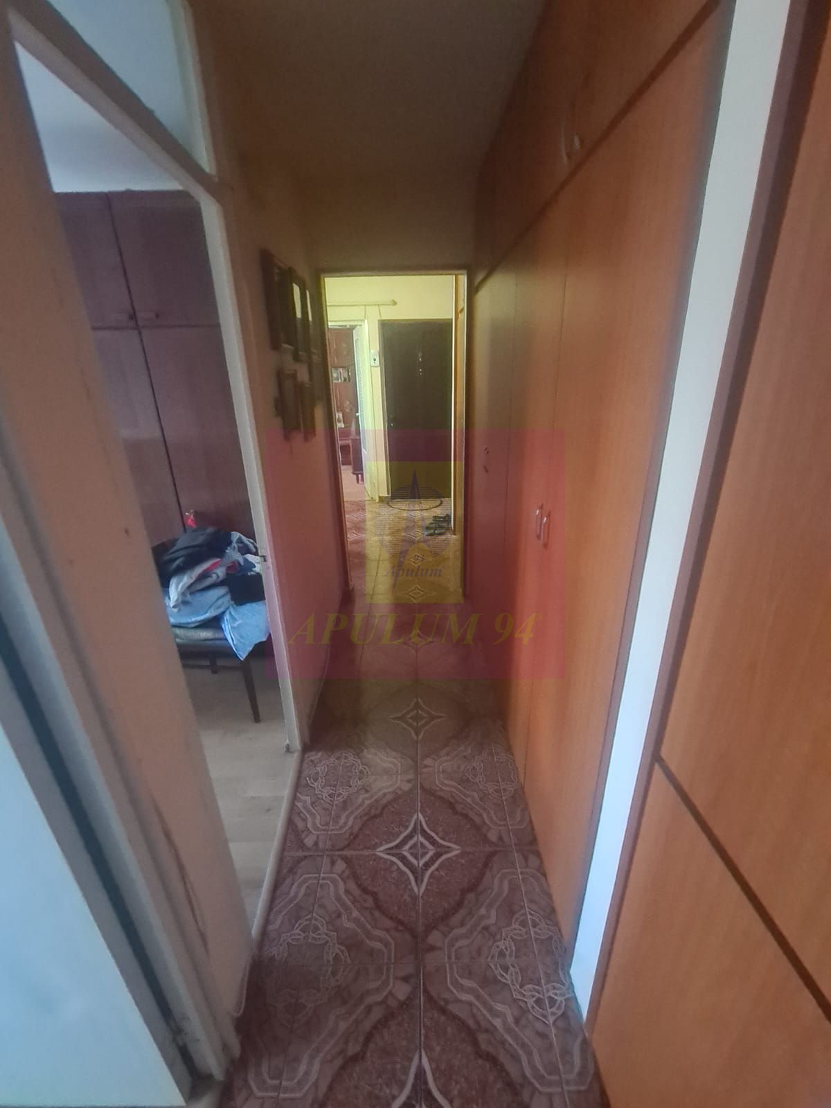 Apartament cu 3 camere de vanzare in Campina - Zona Centrala — fotografia 6