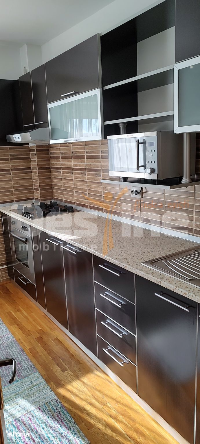 Inchiriez apartament 3 camere Nerva Traian/Mall Vitan
