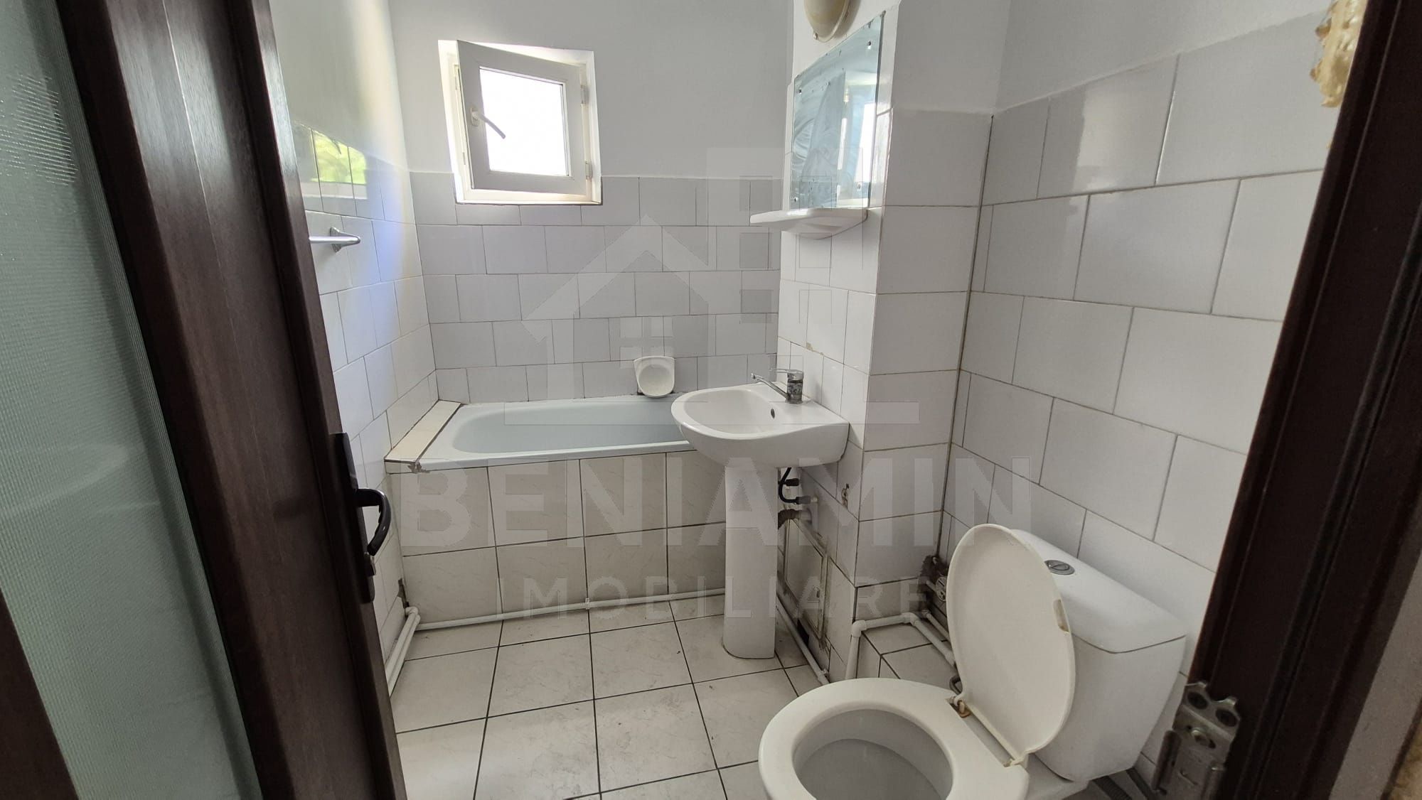 2Camere-54mp-Centrala Termica-Craiovita-Noua-Disponibil Imediat — fotografia 6