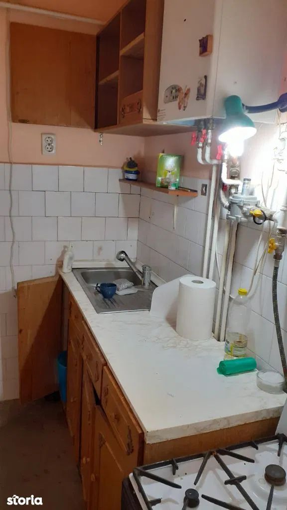 ageuropa.ro vinde ap. 2 cam. la parterul unei case în zona Carpați 2. — fotografia 3