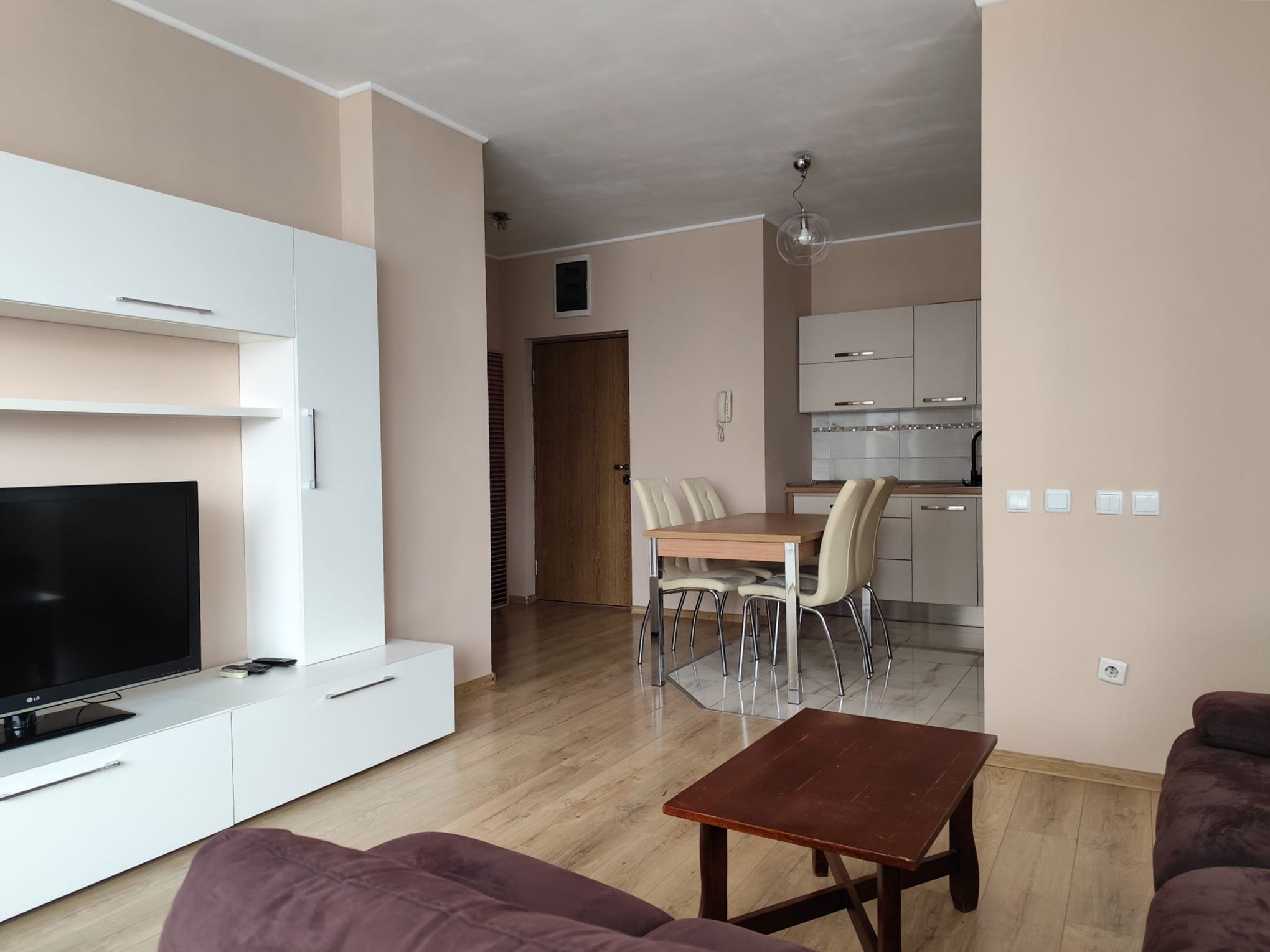 Apart.3 camere in Calea Aradului nr.4 - Cartierul Luceafarul, Oradea
