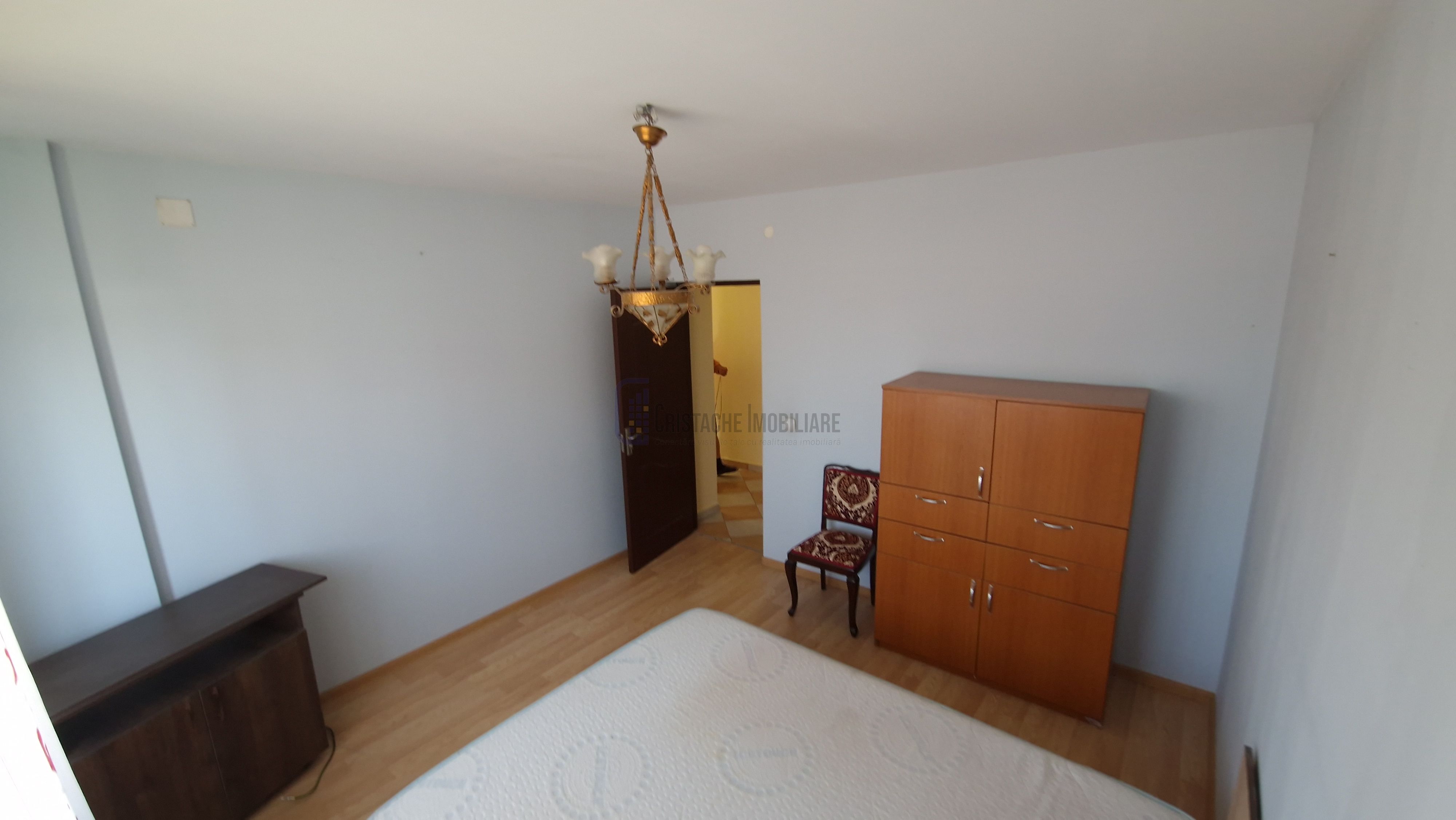 Apartament 2 camere, decomandat, situat in vila_supr. 70 mp_Cartier Republica — fotografia 5