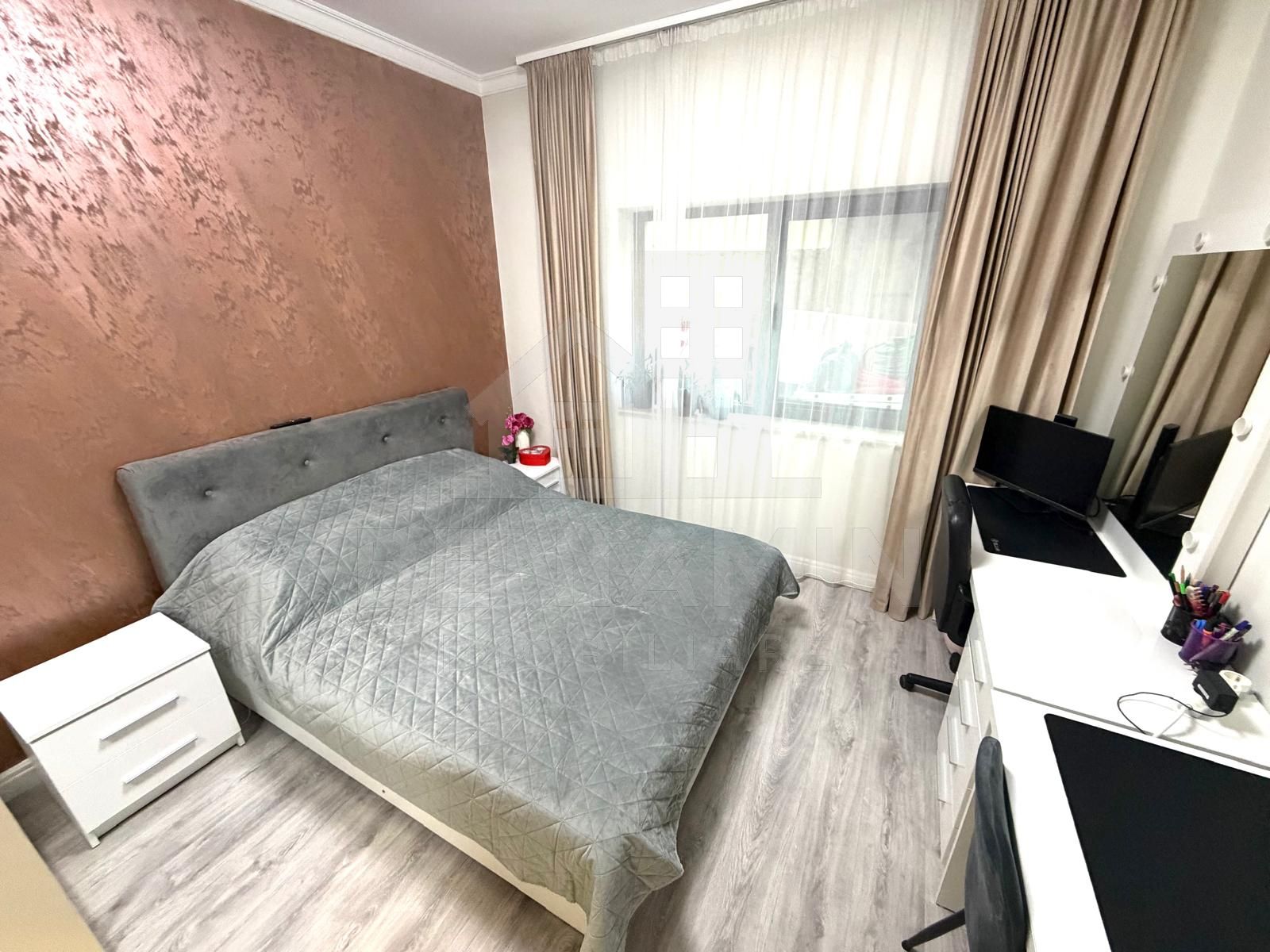 Apartament decomandat deosebit 3 camere 2 bai bloc 2020 cu parcare — fotografia 5