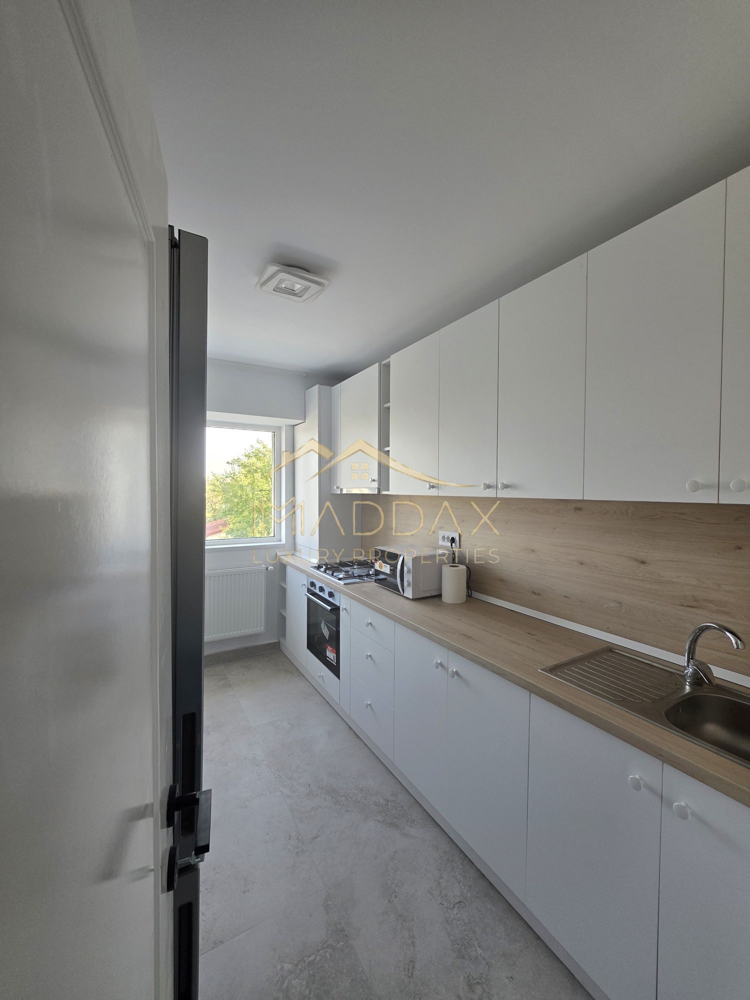 Prima închiriere | 3 camere | Renovat integral | Central | Proximitate metrou — fotografia 6