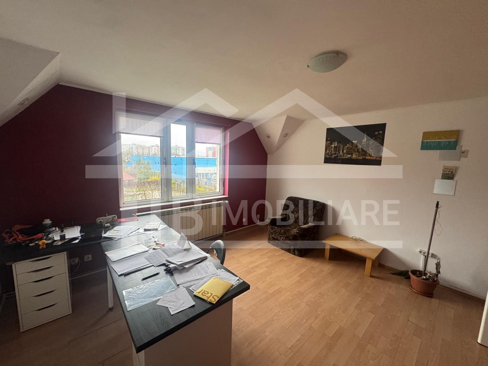 Vila cu 6 camere, 420mp,  teren 720mp, parcari, Zona Shopping City — fotografia 16