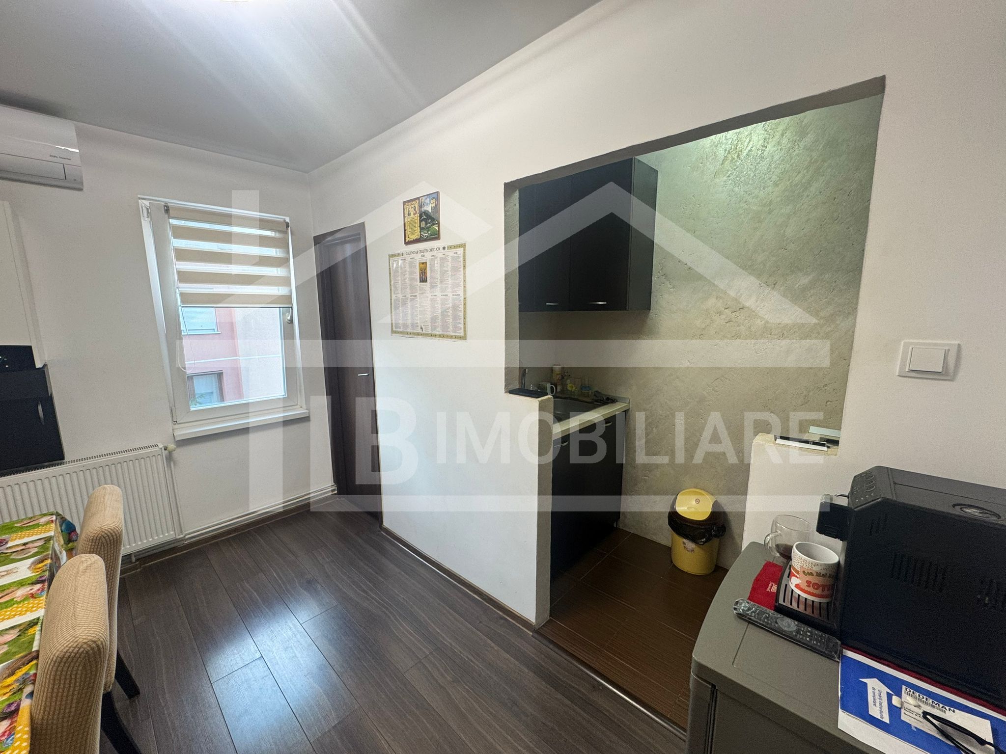 Apartament cu 3 camere, 70 mp, decomandat, garaj, Zona Fortuna — fotografia 10