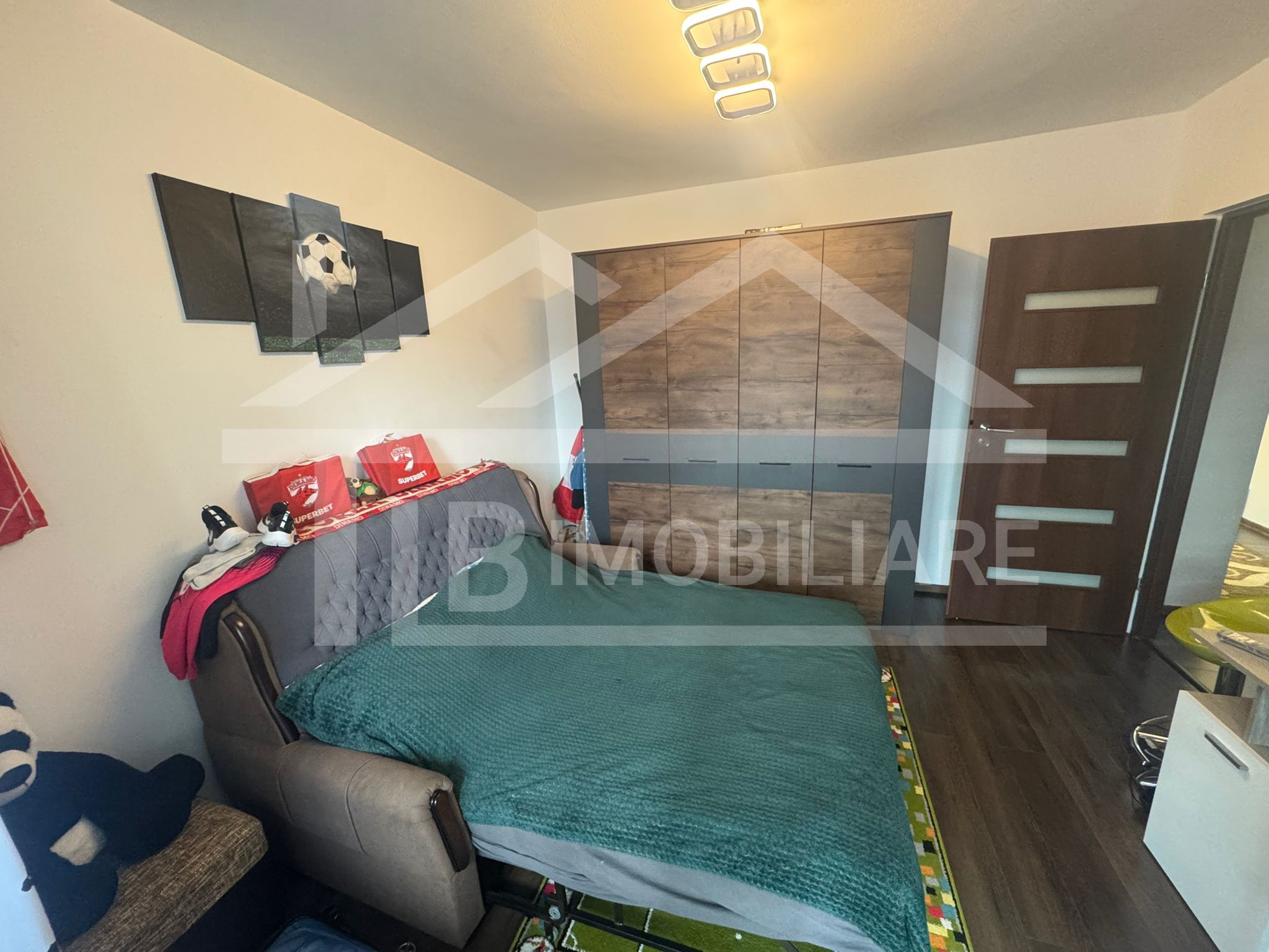 Apartament cu 3 camere, 70 mp, decomandat, garaj, Zona Fortuna — fotografia 5