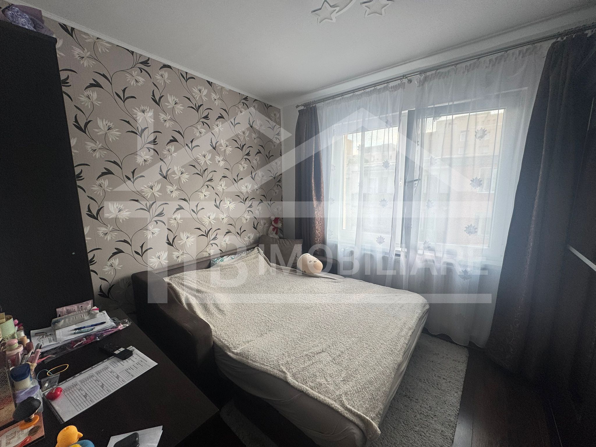 Apartament cu 3 camere, 70 mp, decomandat, garaj, Zona Fortuna — fotografia 6
