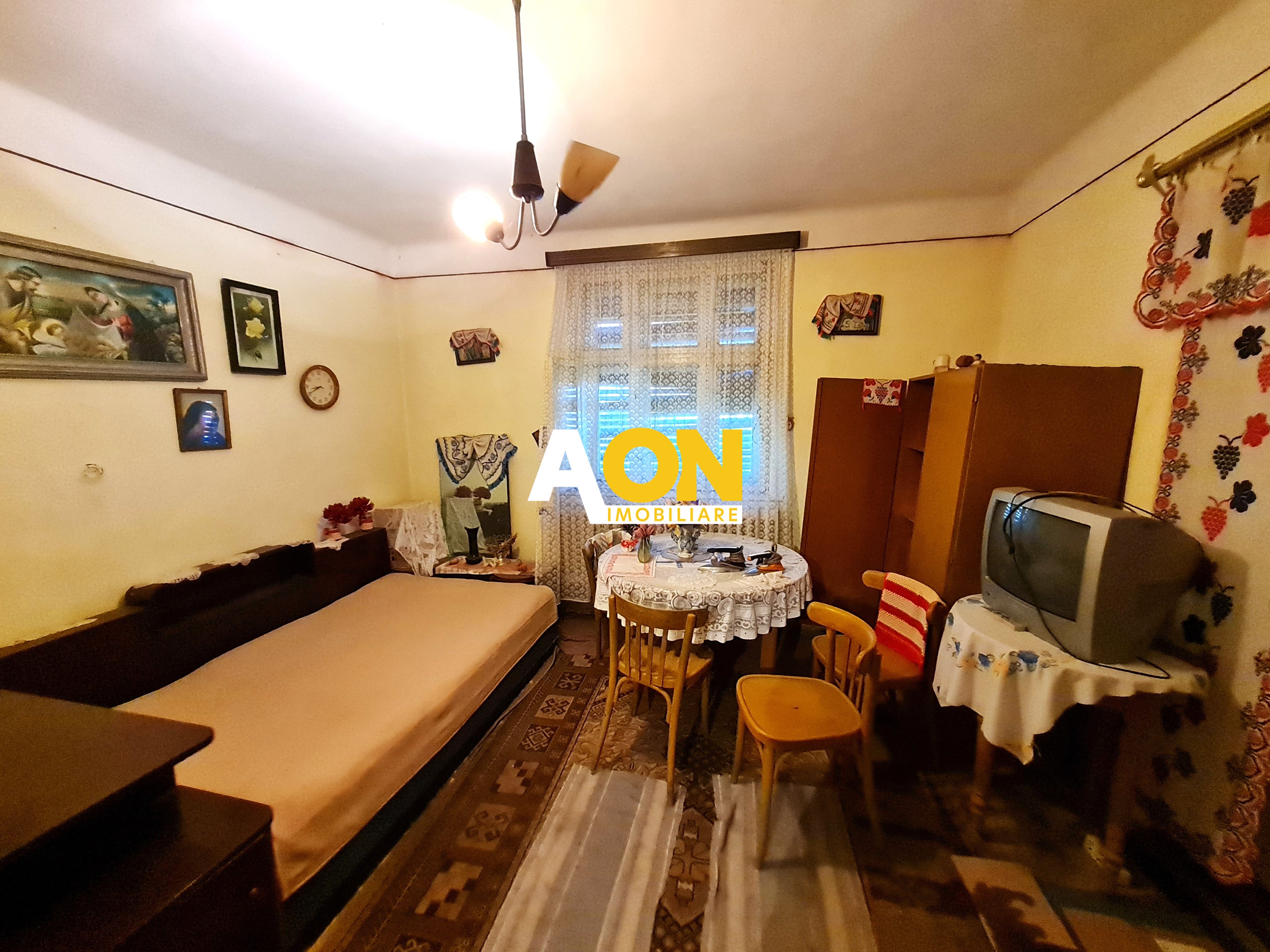 Casa 3 Camere, 90 mp, Teren 250 mp, Zona Centru