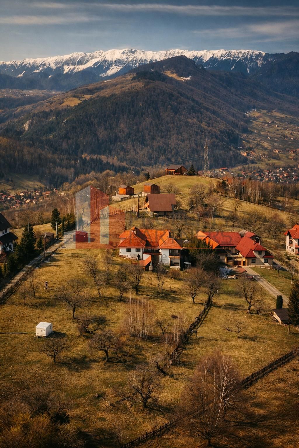 Casă tradițională cu 1800 mp teren  în Sohodol, Bran | Priveliște superba — fotografia 2