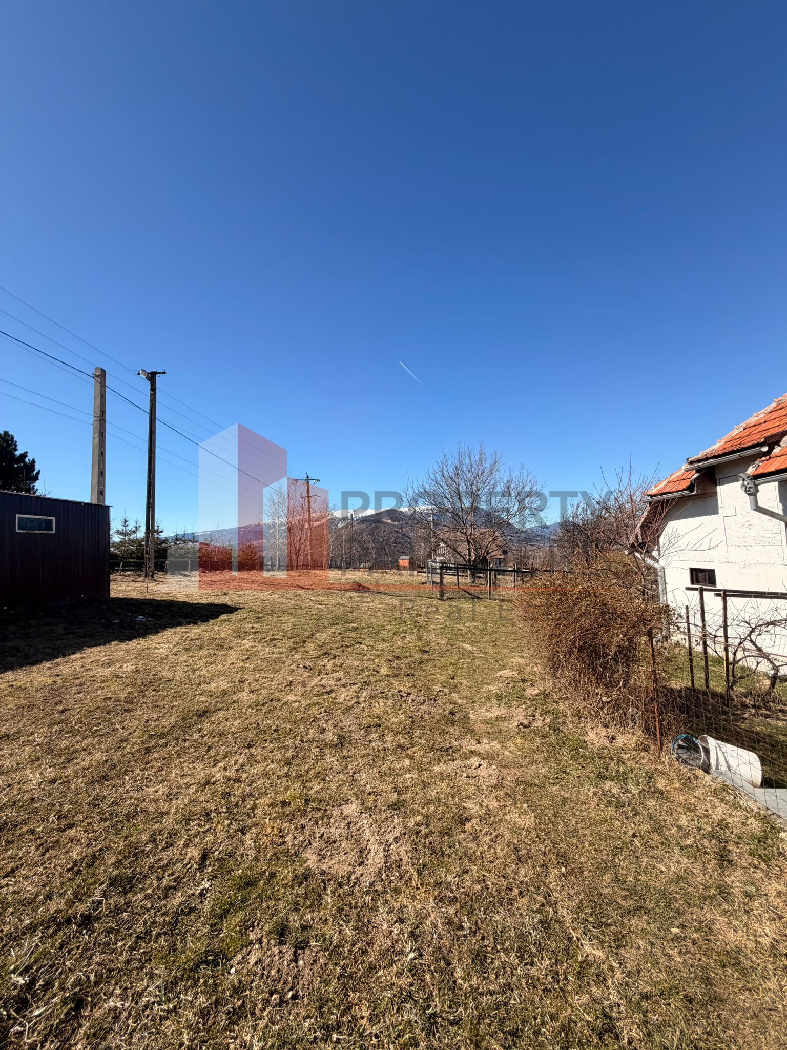 Casă tradițională cu 1800 mp teren  în Sohodol, Bran | Priveliște superba — fotografia 5