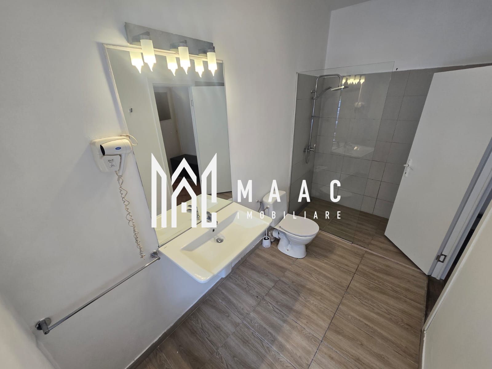 Apartament 2 camere decomandat | Sibiu Ultracentral | 61 mp, 2 băi — fotografia 2