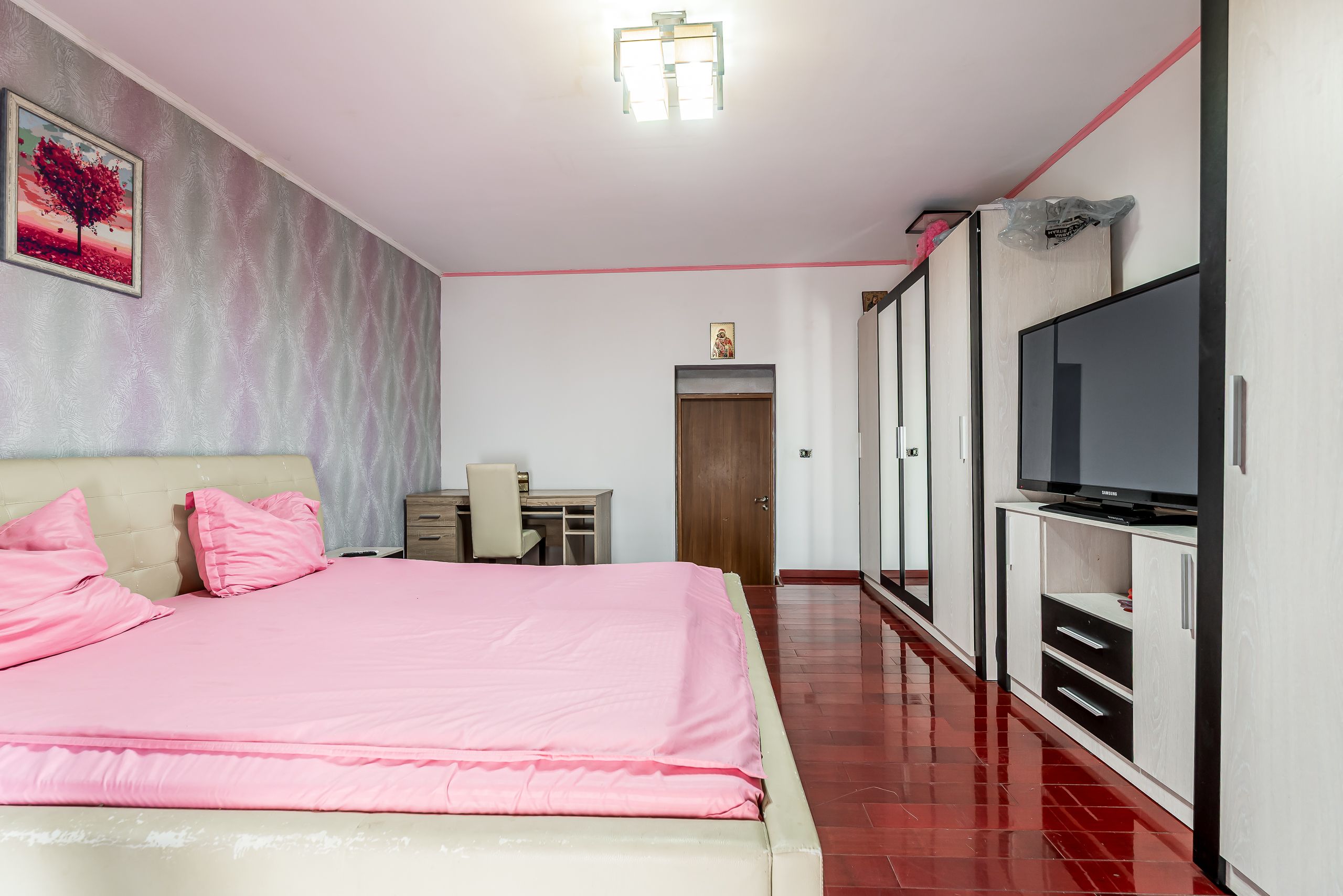PRET NOU! Casa 6 camere - teren 558 mp - Centrul Aradului - COMISION 0 — fotografia 3
