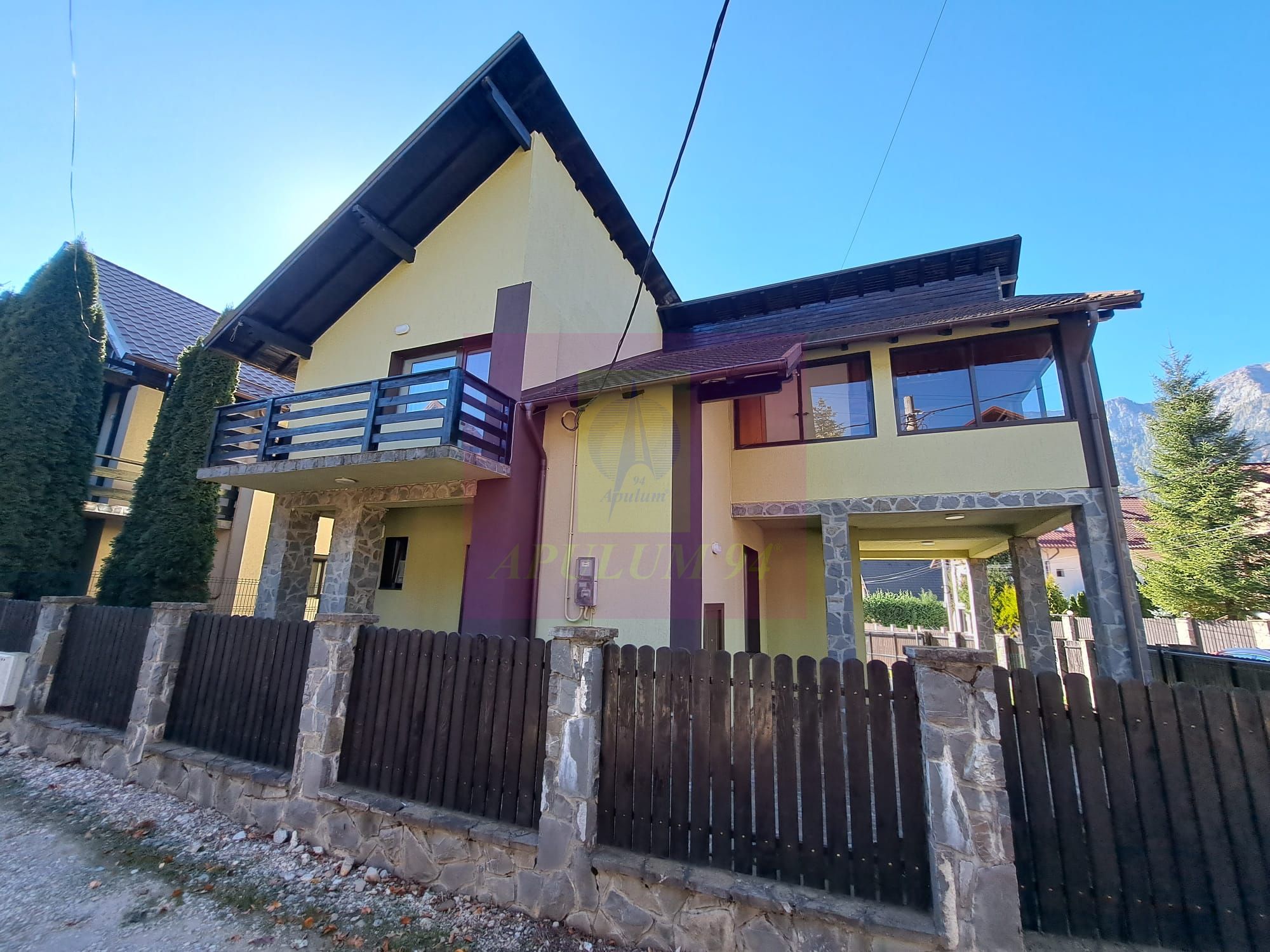 Vila de vanzare in Busteni - Zona Piatra Arsa — fotografia 3