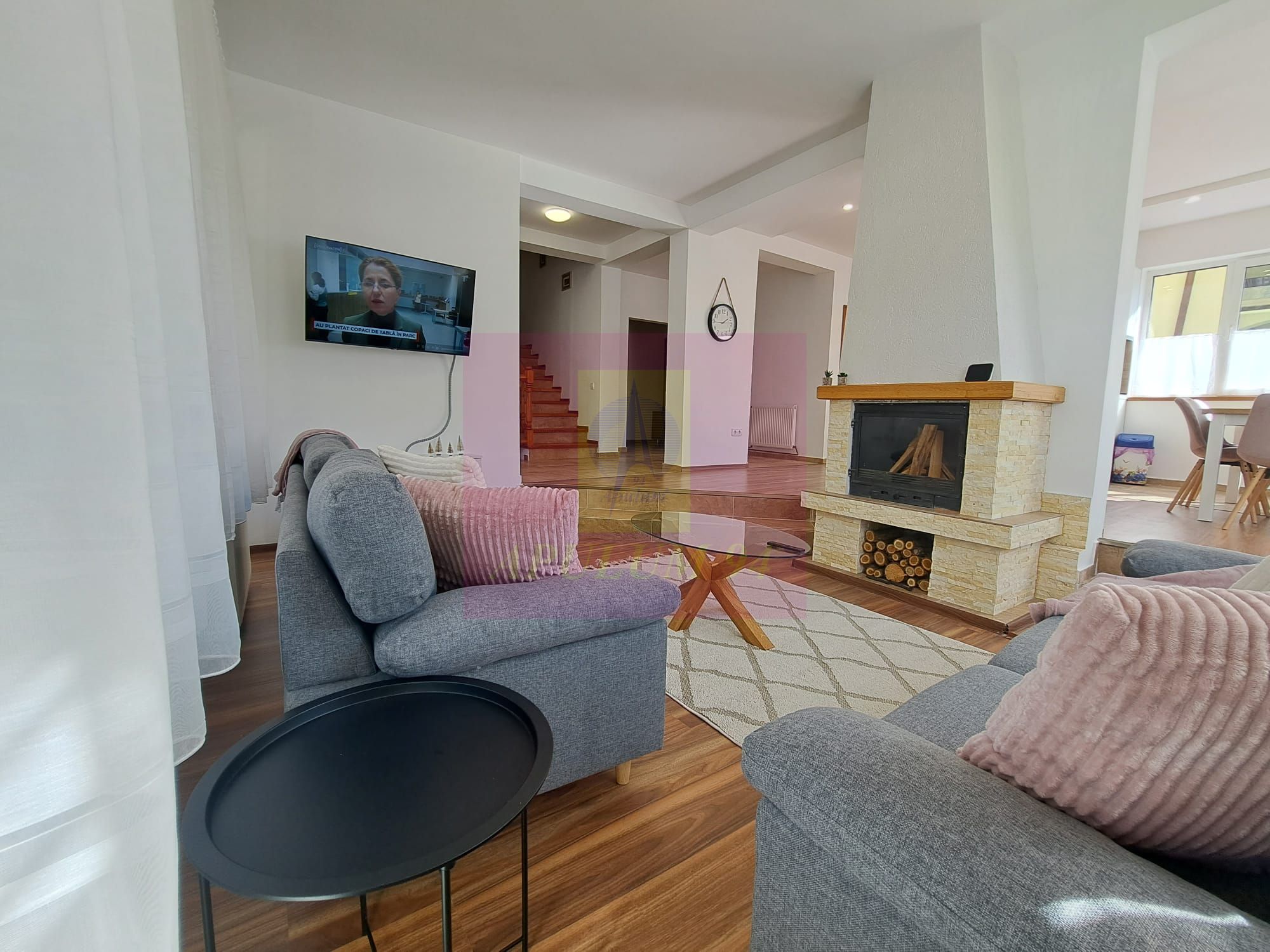 Vila de vanzare in Busteni - Zona Piatra Arsa — fotografia 6