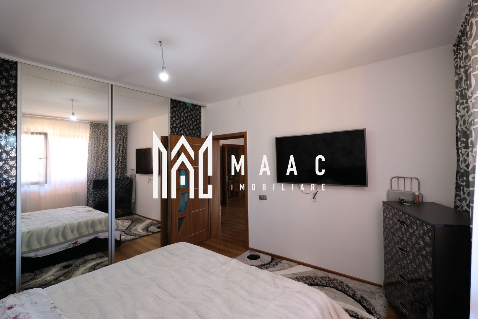 Casă / Vilă cu 6 camere + Casa/Vila cu 2 camere | zona Terezian — fotografia 12