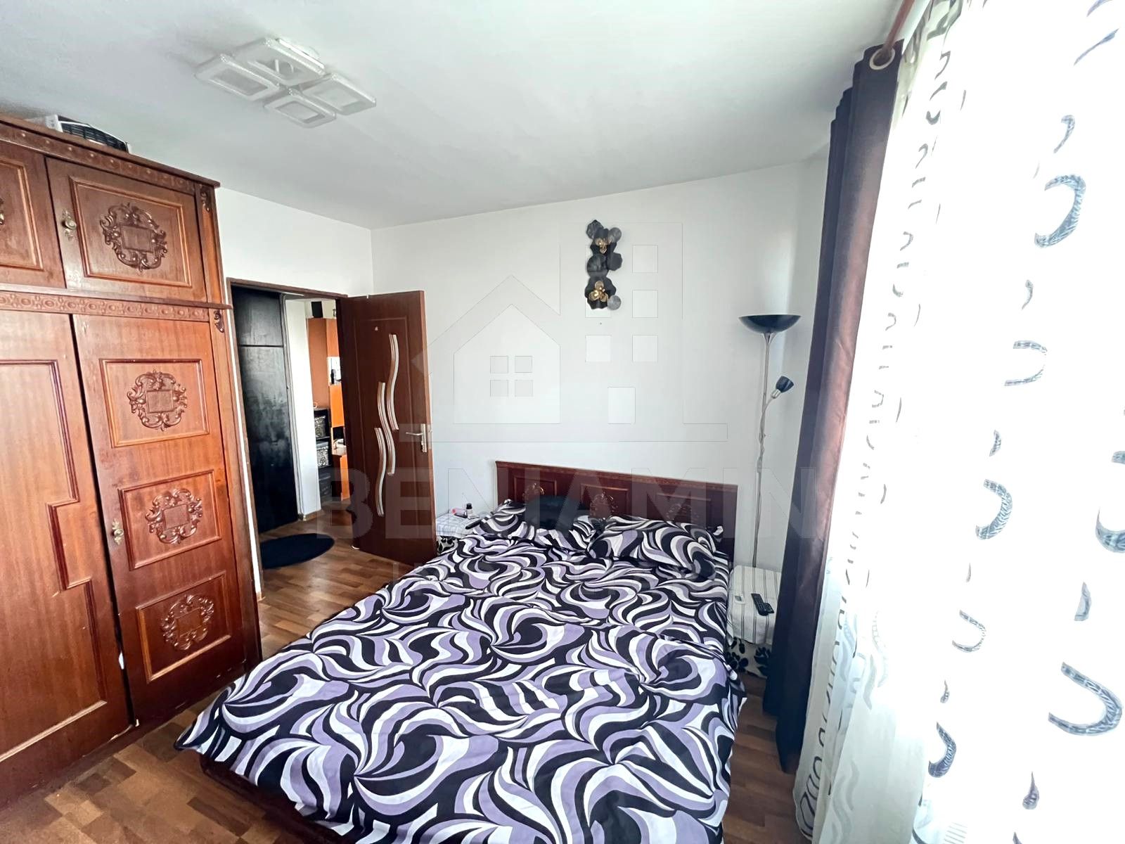 Apartament-2-camere-Mobilat-Centrala-Parcare-Bloc-Izolat-Astra — fotografia 4