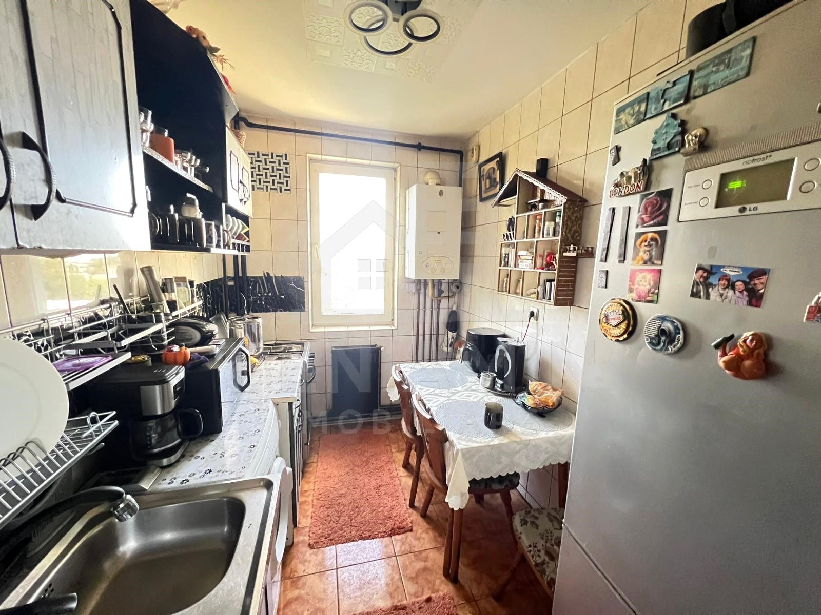 Apartament-2-camere-Mobilat-Centrala-Parcare-Bloc-Izolat-Astra — fotografia 6