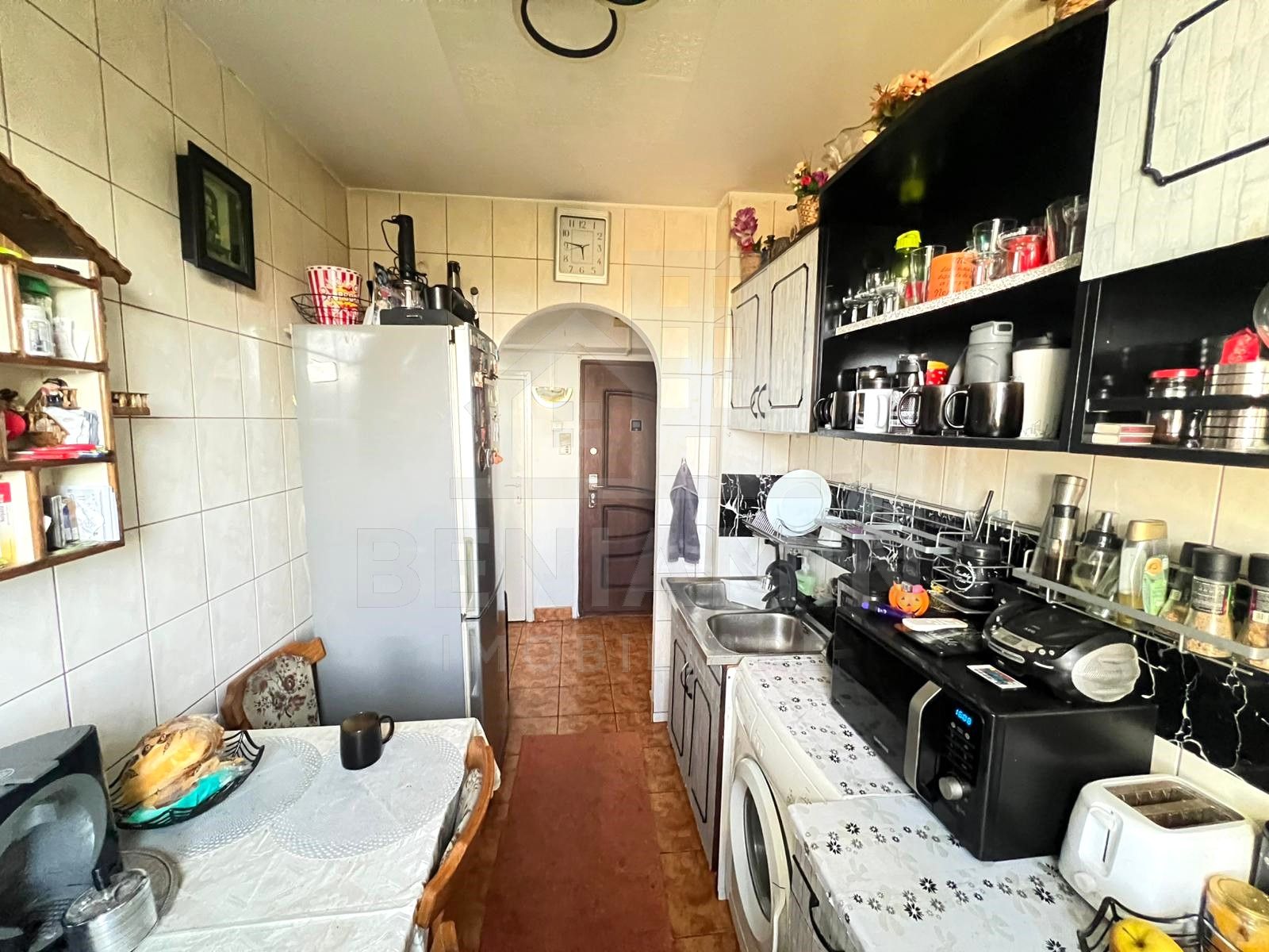 Apartament-2-camere-Mobilat-Centrala-Parcare-Bloc-Izolat-Astra — fotografia 8