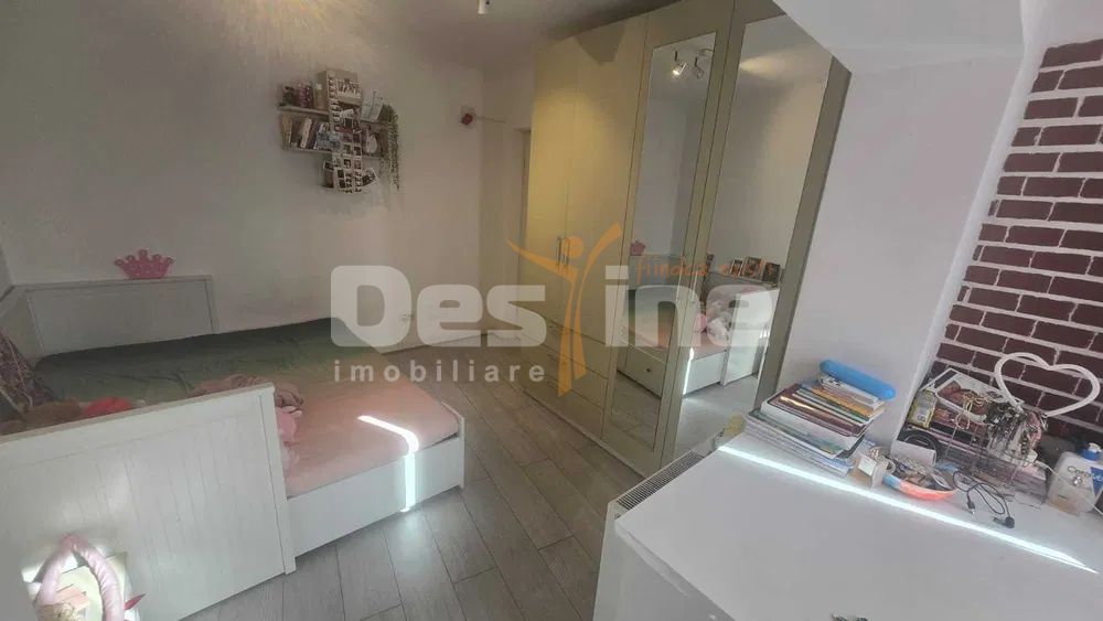 Apartament cu 4 camere de vânzare – Crângași — fotografia 4