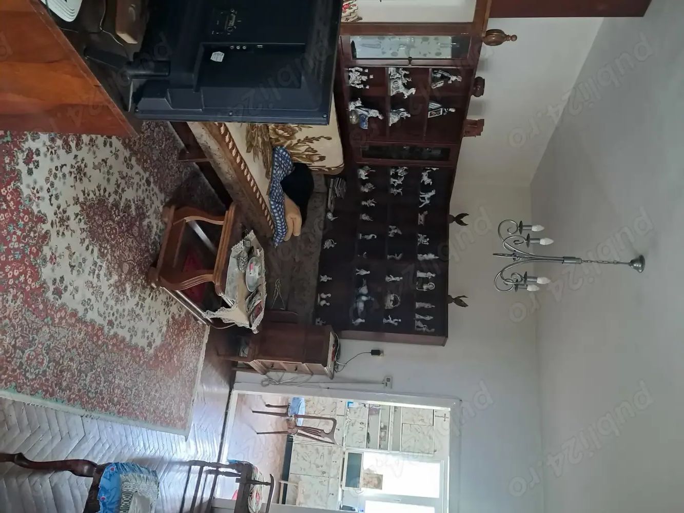 Casă de vânzare — fotografia 4