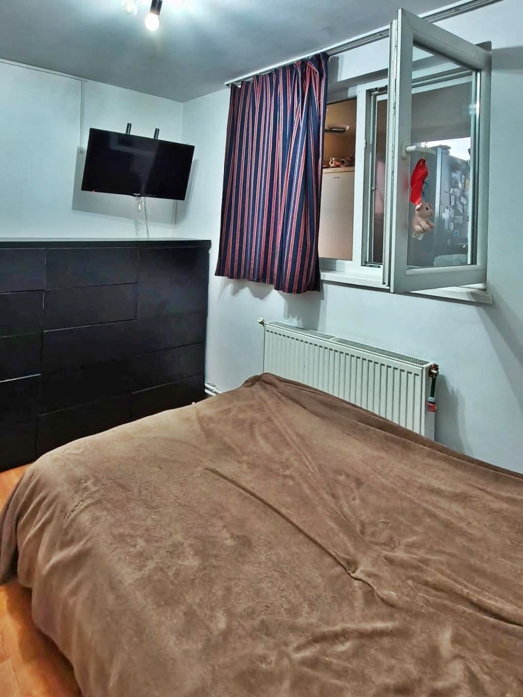 Apart. 3 camere, util 69 mp, parcare de domiciliu, zona Dacia, Oradea — fotografia 4