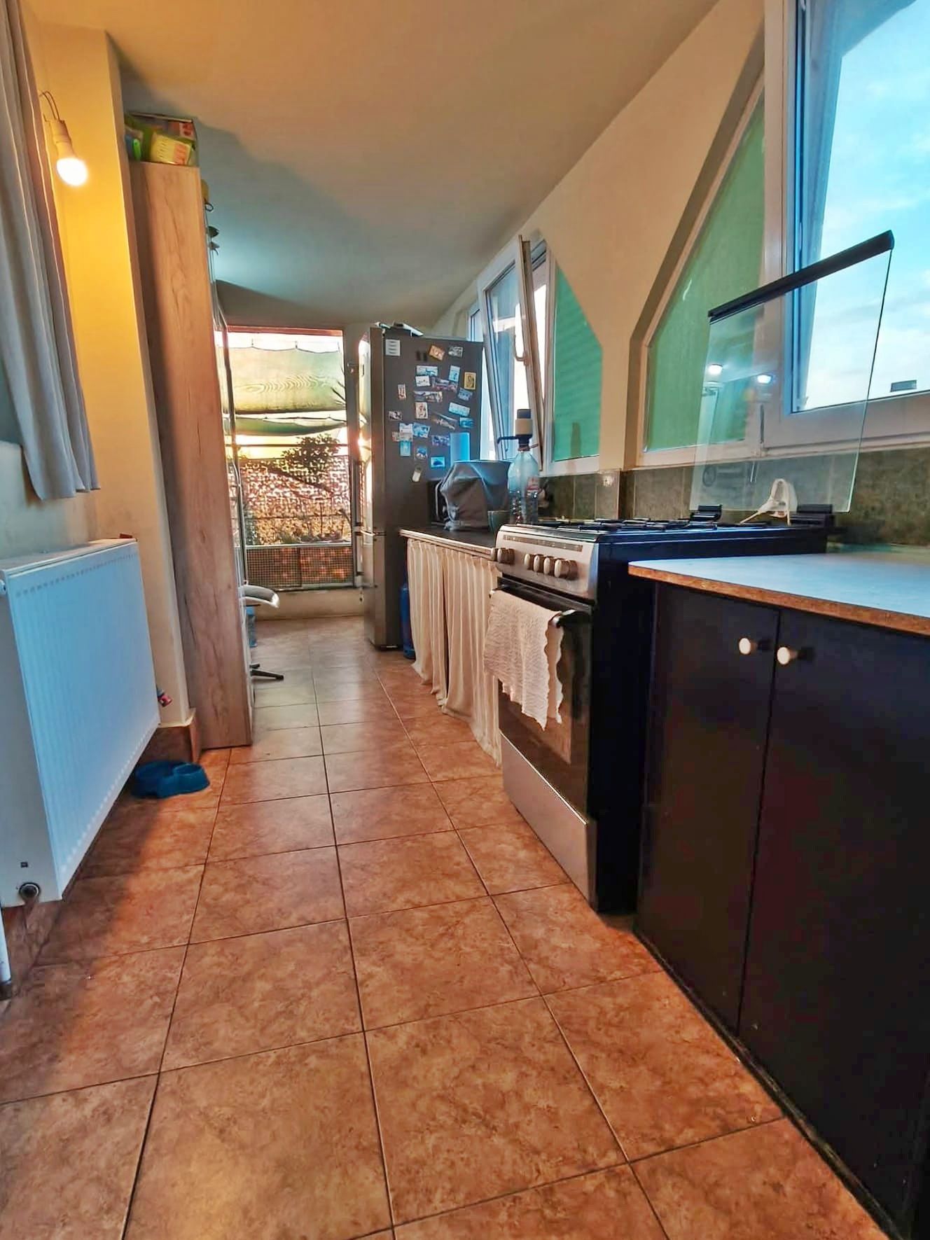 Apart. 3 camere, util 69 mp, parcare de domiciliu, zona Dacia, Oradea — fotografia 8