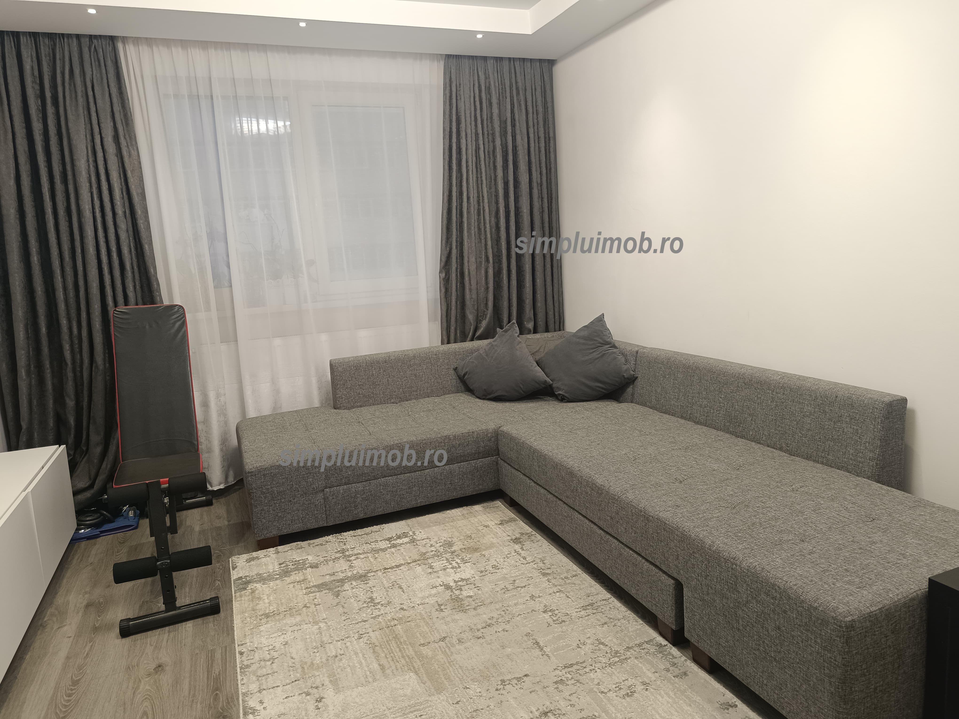 Centrala proprie decomandat parcare boxa 3 camere Dna Ghica — fotografia 3