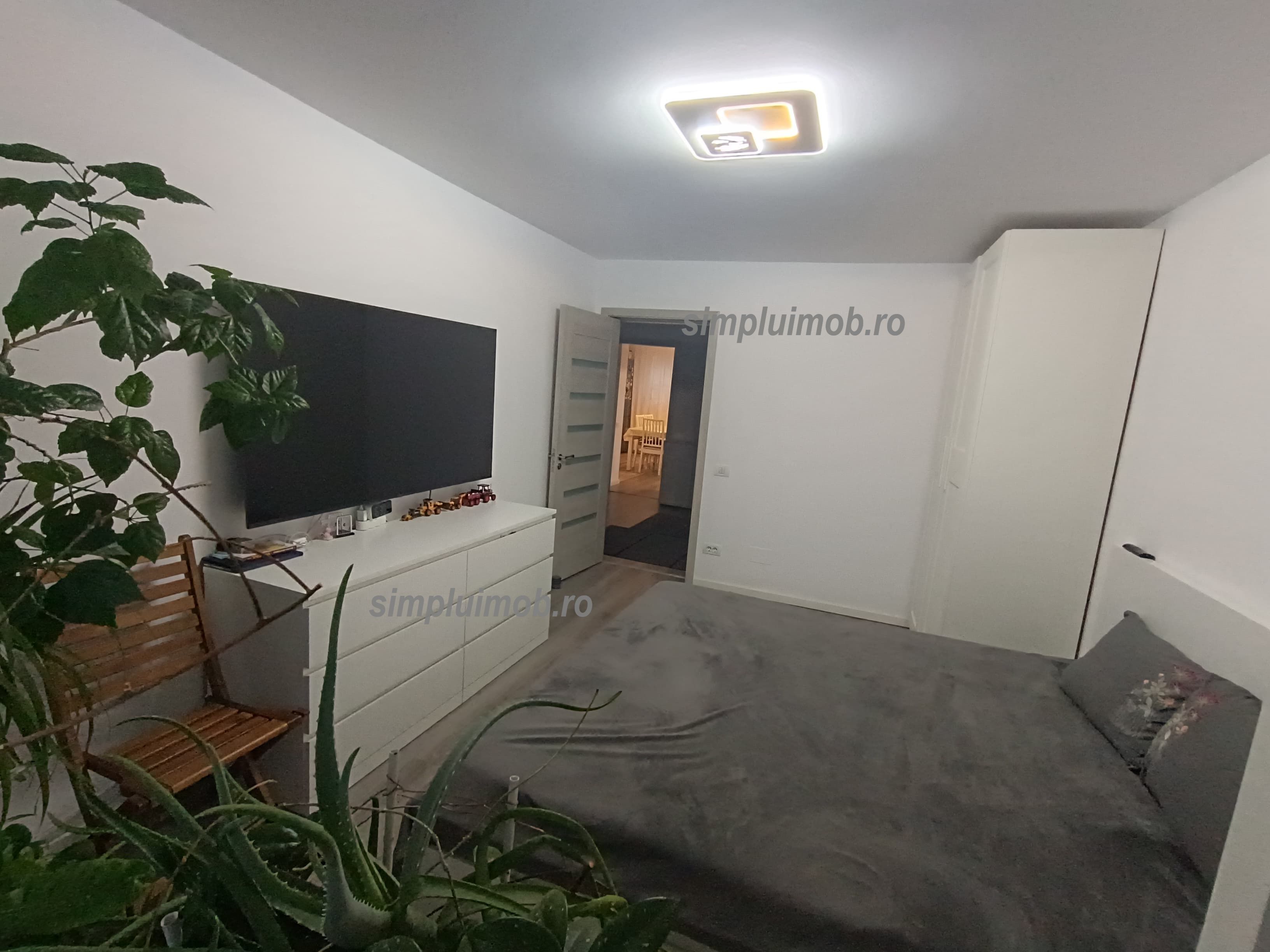 Centrala proprie decomandat parcare boxa 3 camere Dna Ghica — fotografia 5