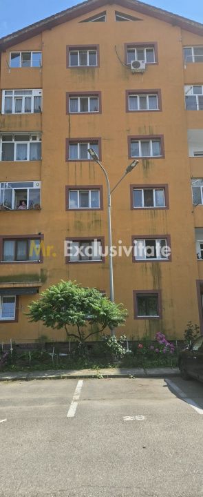 De vânzare apartament 2 camere decomandat | Zona 8 Mai — fotografia 4