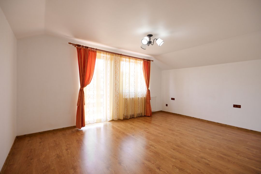 Casă individuală în Bascov -Uiasca- Liniște, confort și mutare imediată — fotografia 4