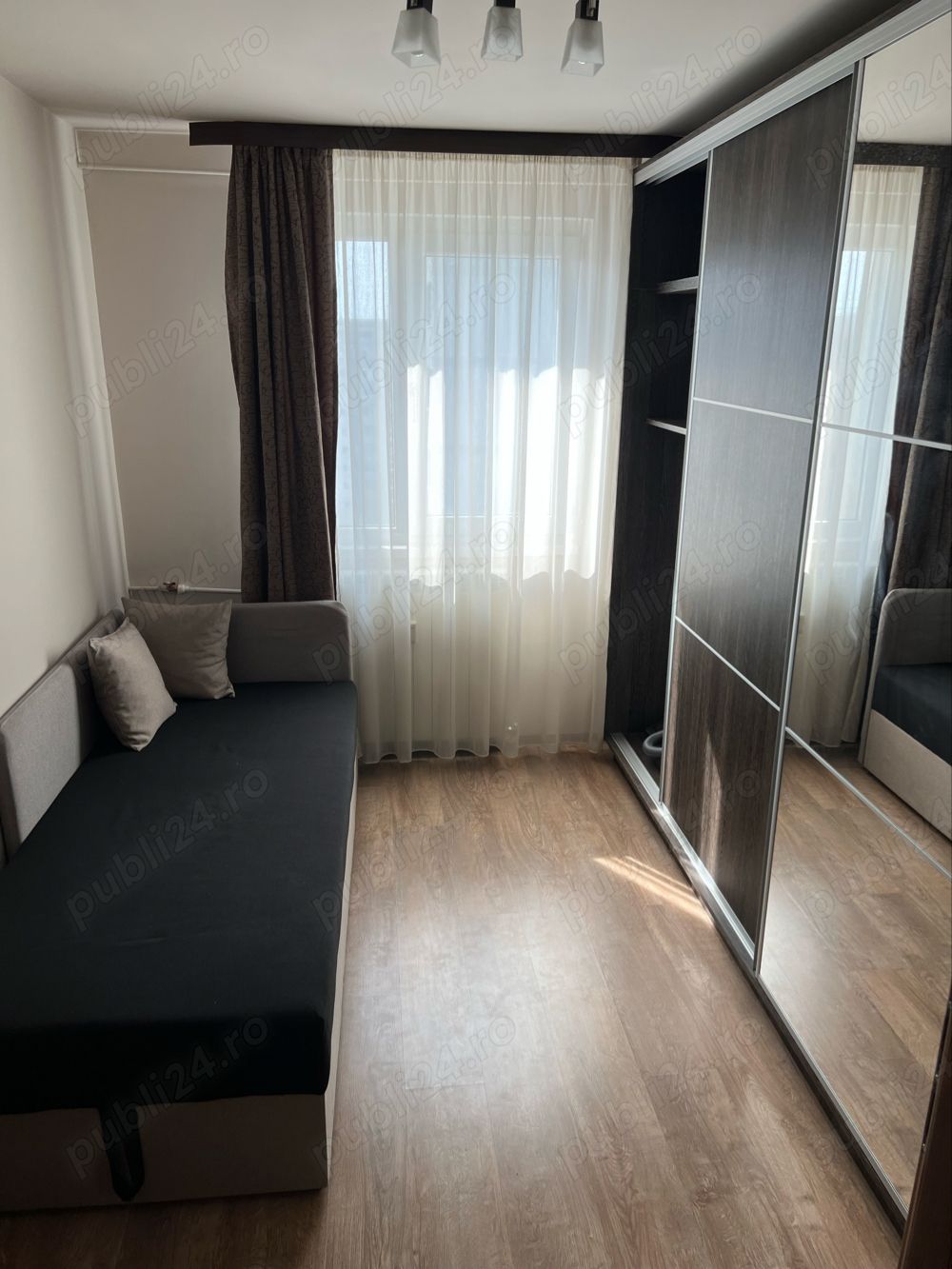 vand apartament 3 camere plus dressing — fotografia 3